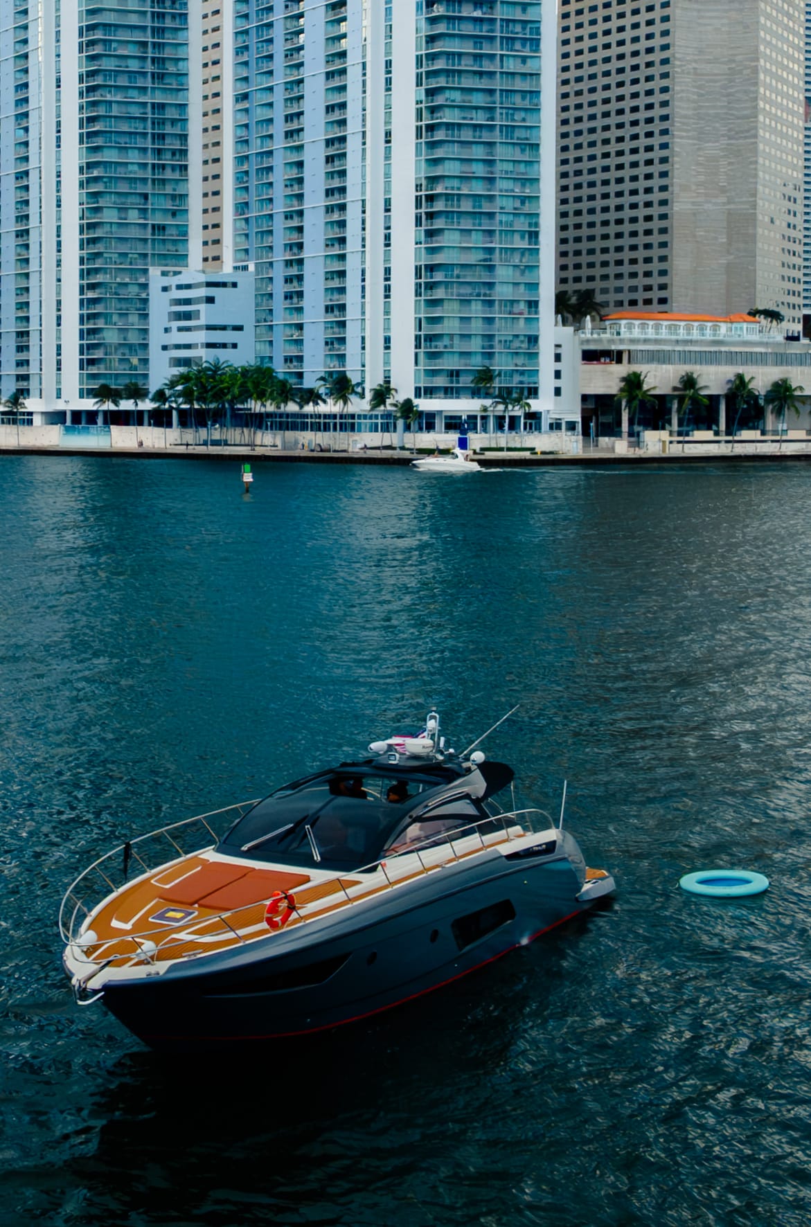 55FT Azimut Atlantis
