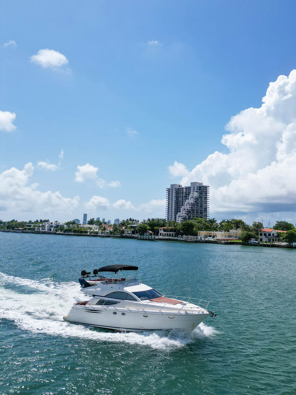 55FT Fairline