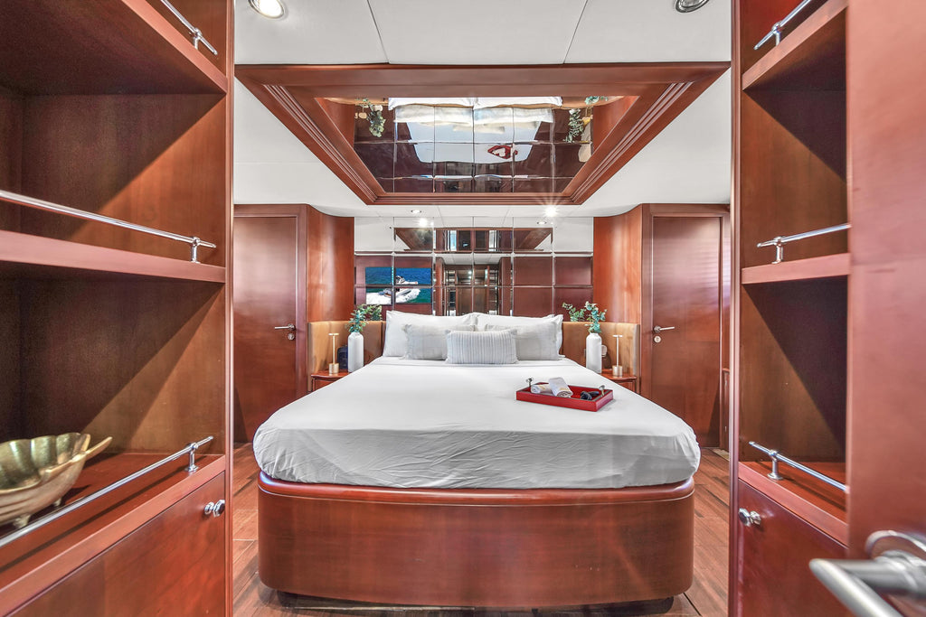 105FT Azimut