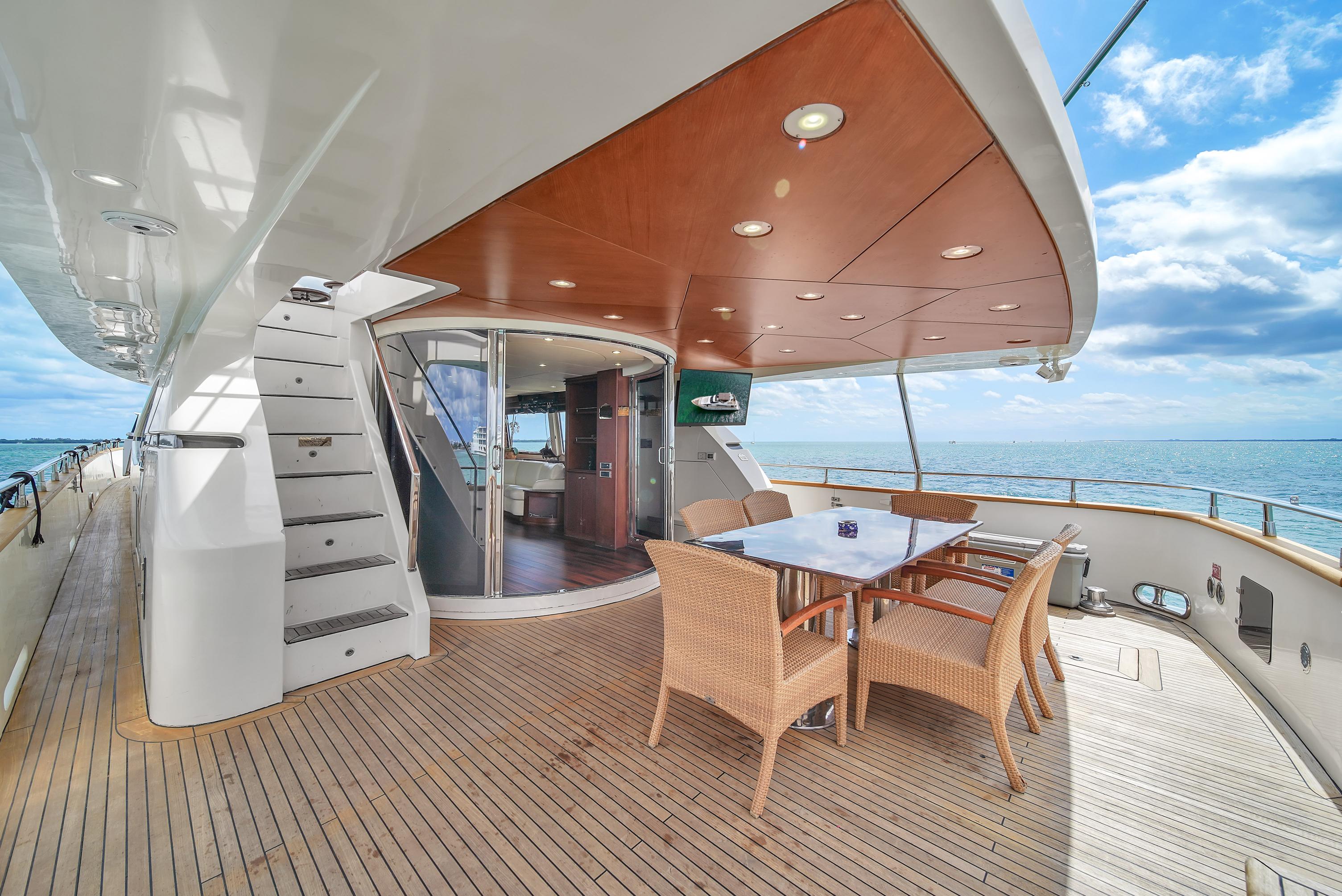 105FT Azimut