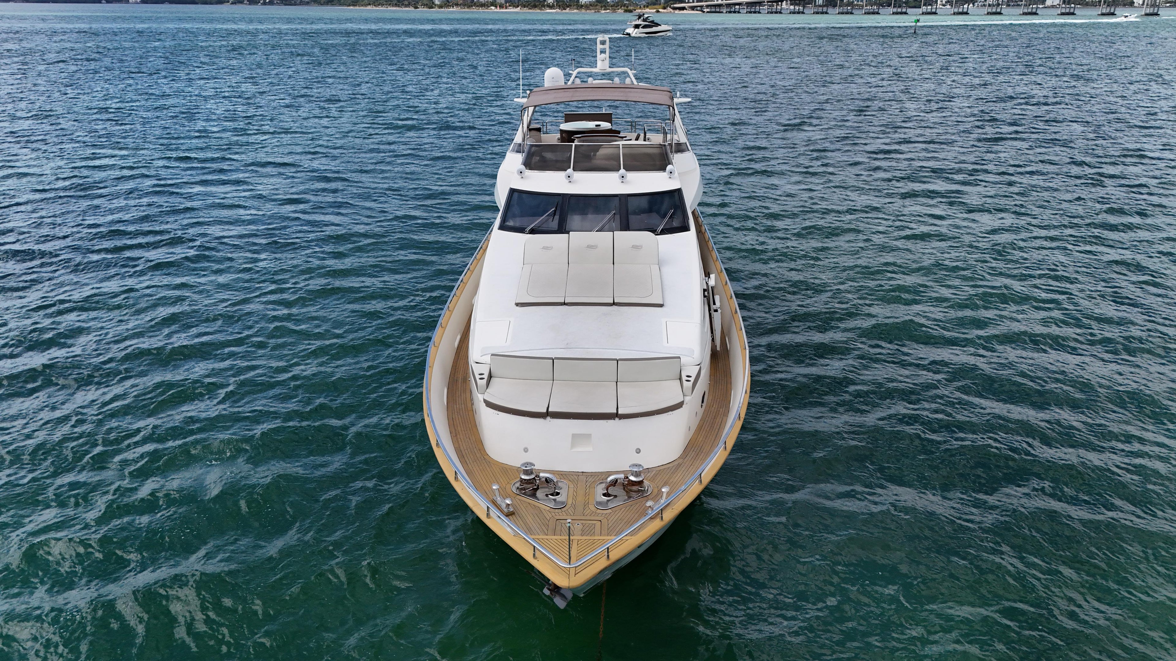 100FT Daniela