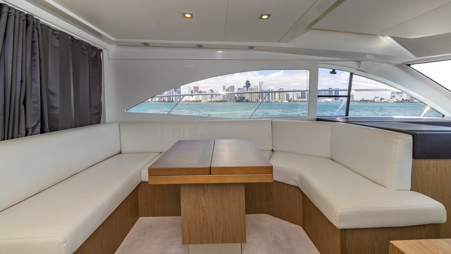 52ft Beneteau Flybridge “The Ark”