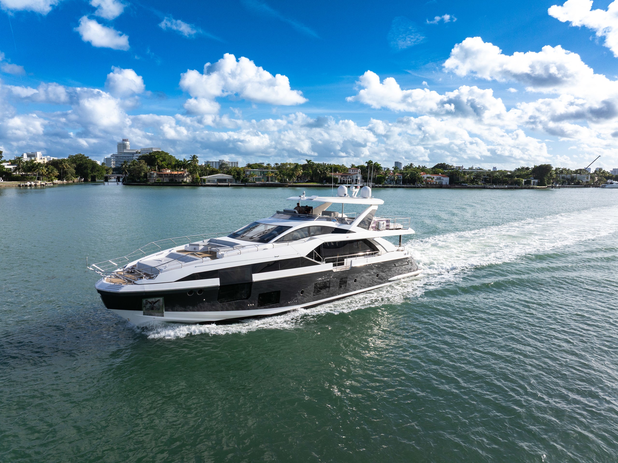 88FT Azimut