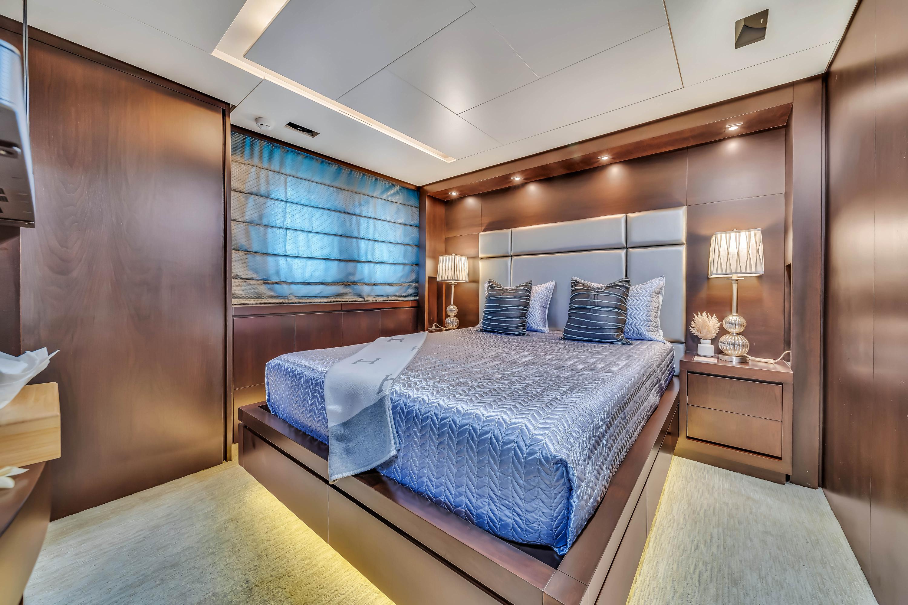 116 FT Azimut