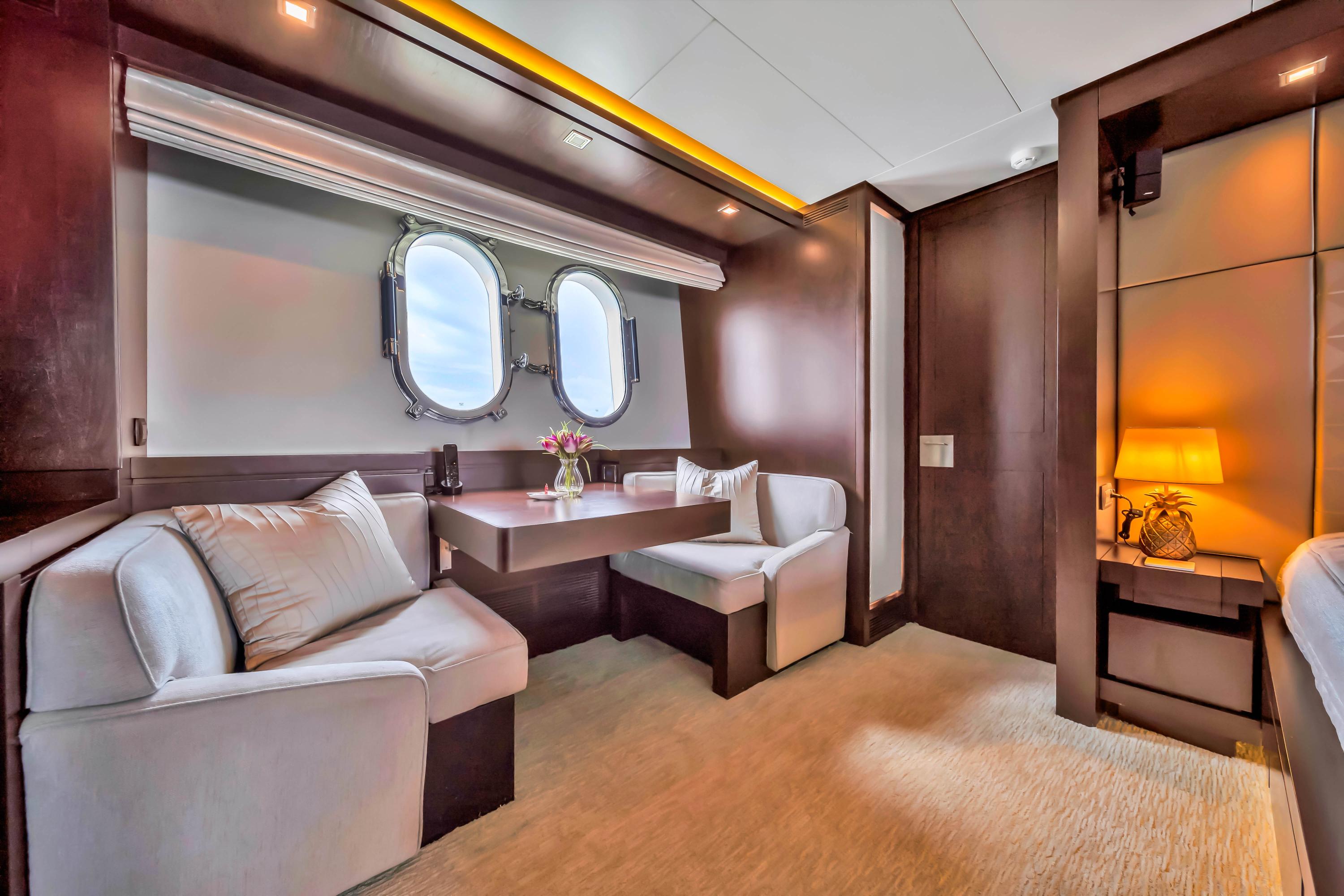 116 FT Azimut