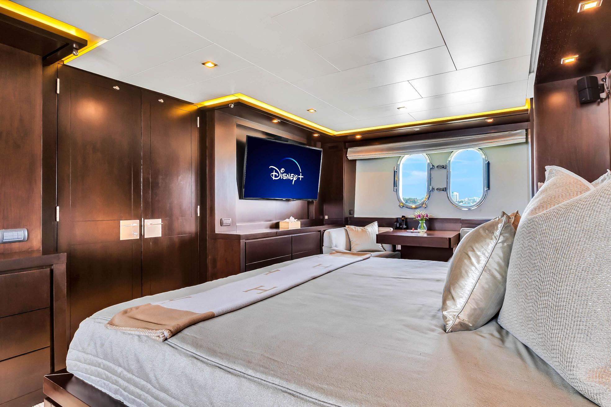 116 FT Azimut