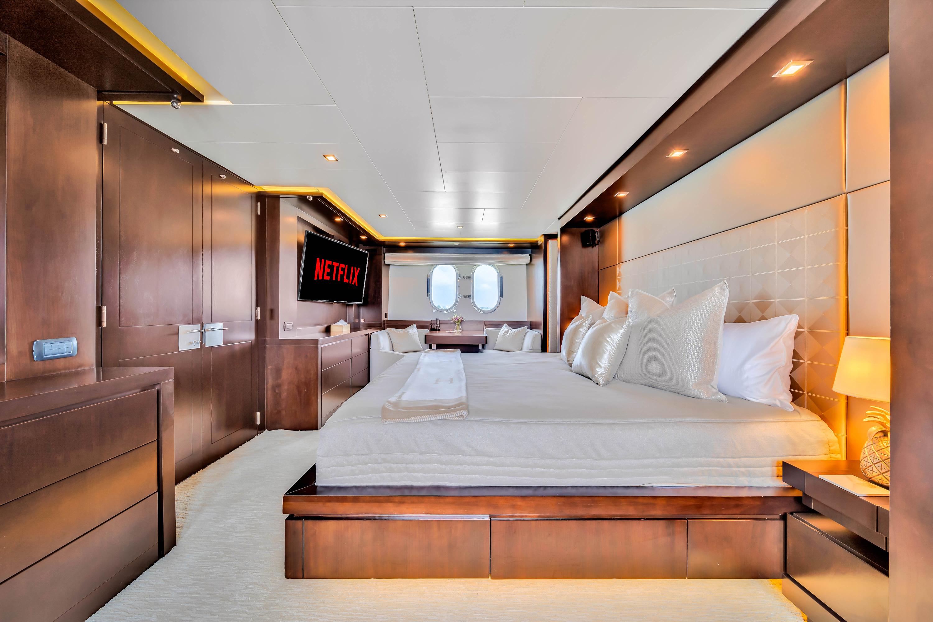 116 FT Azimut