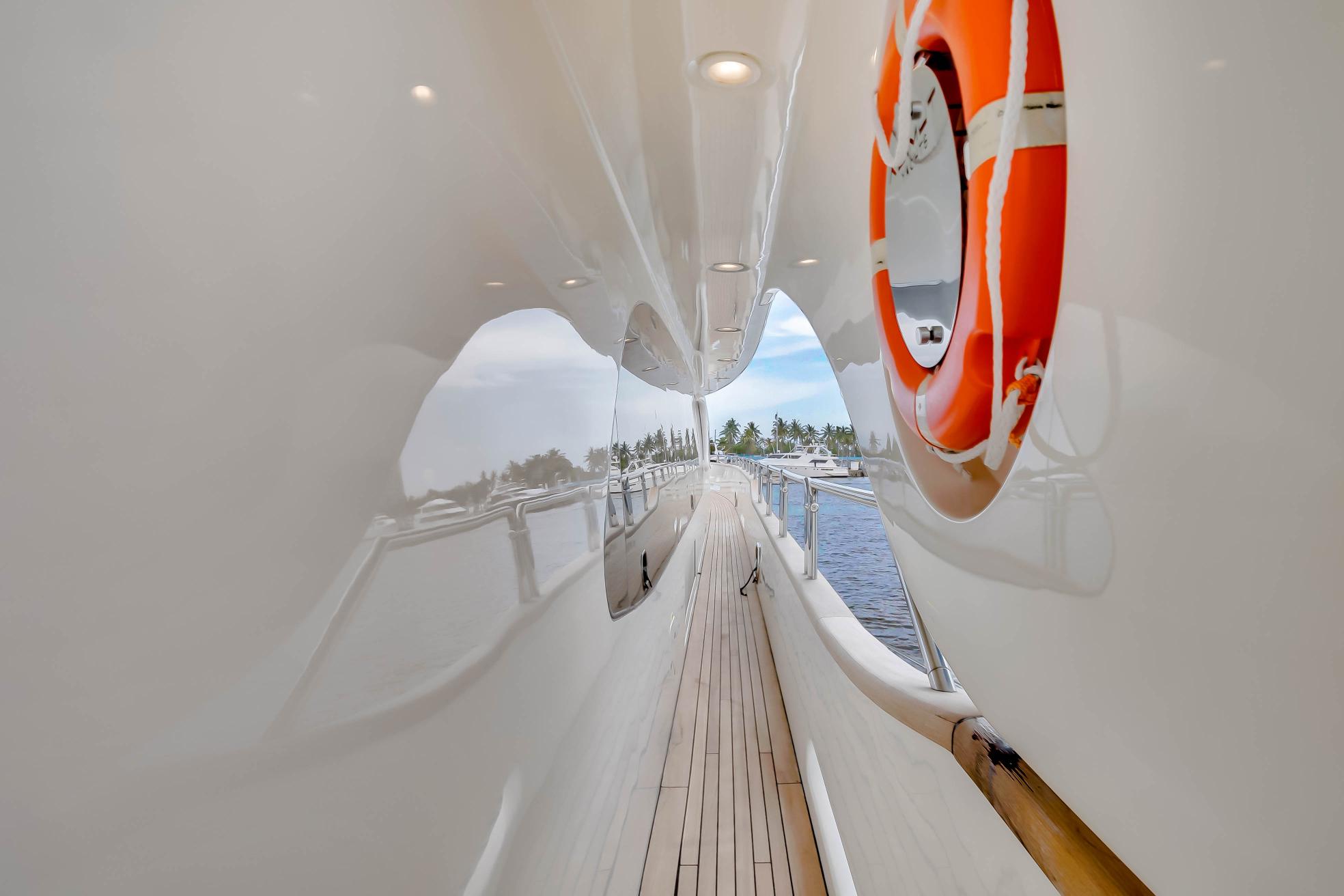116 FT Azimut