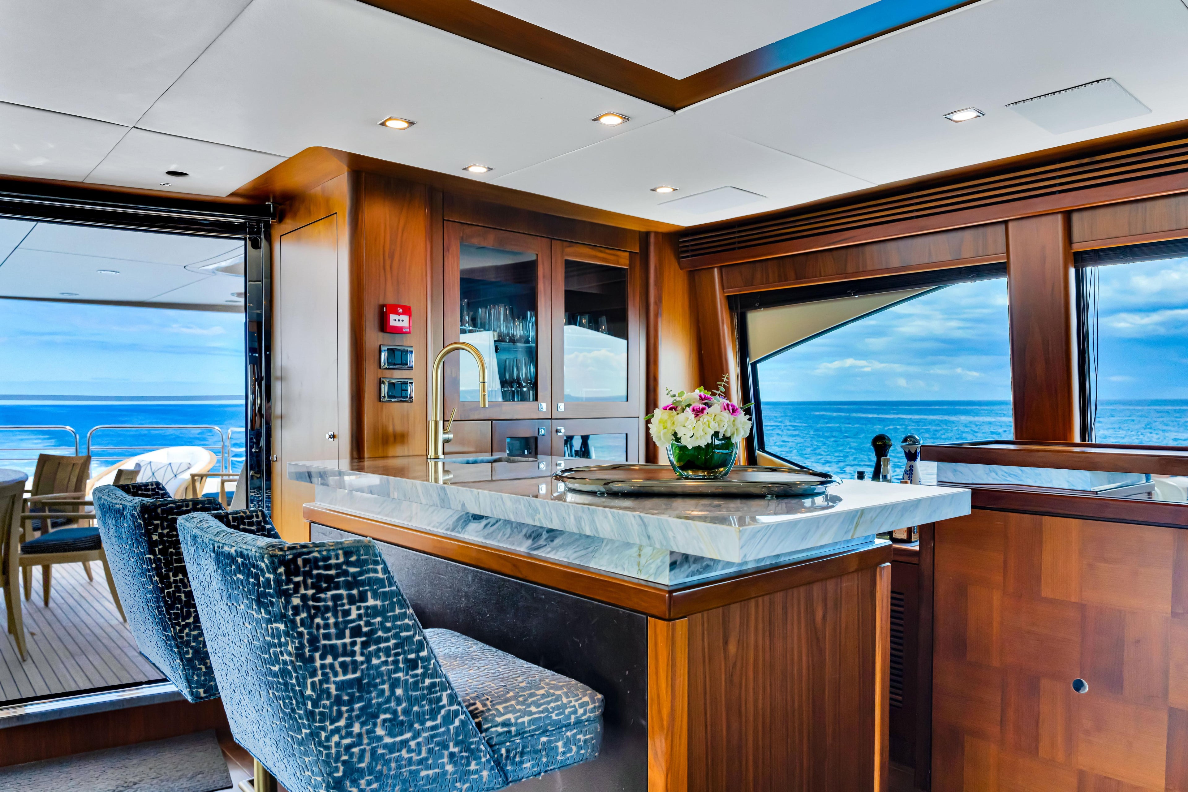 130FT Sunseeker