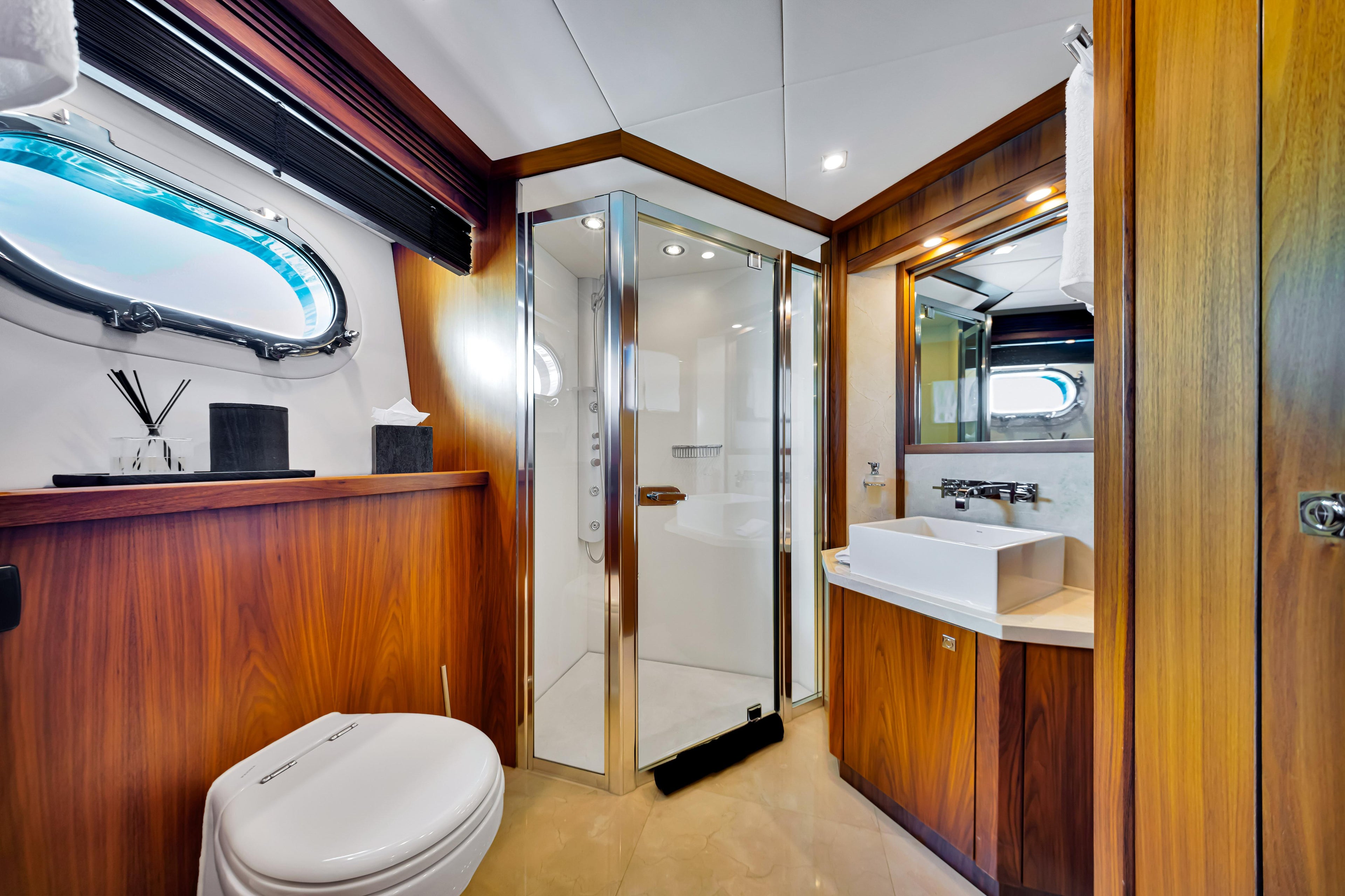 130FT Sunseeker