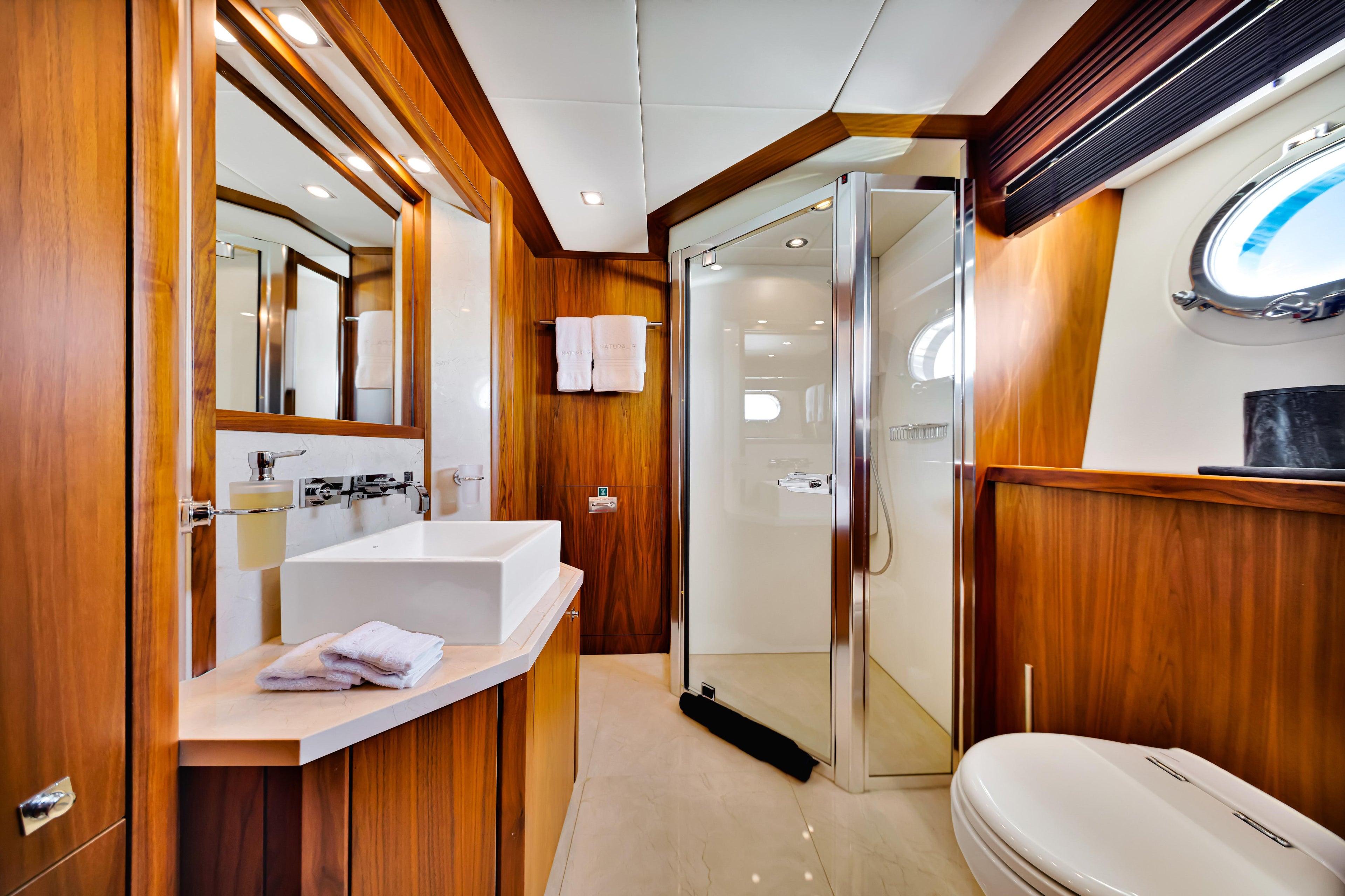 130FT Sunseeker