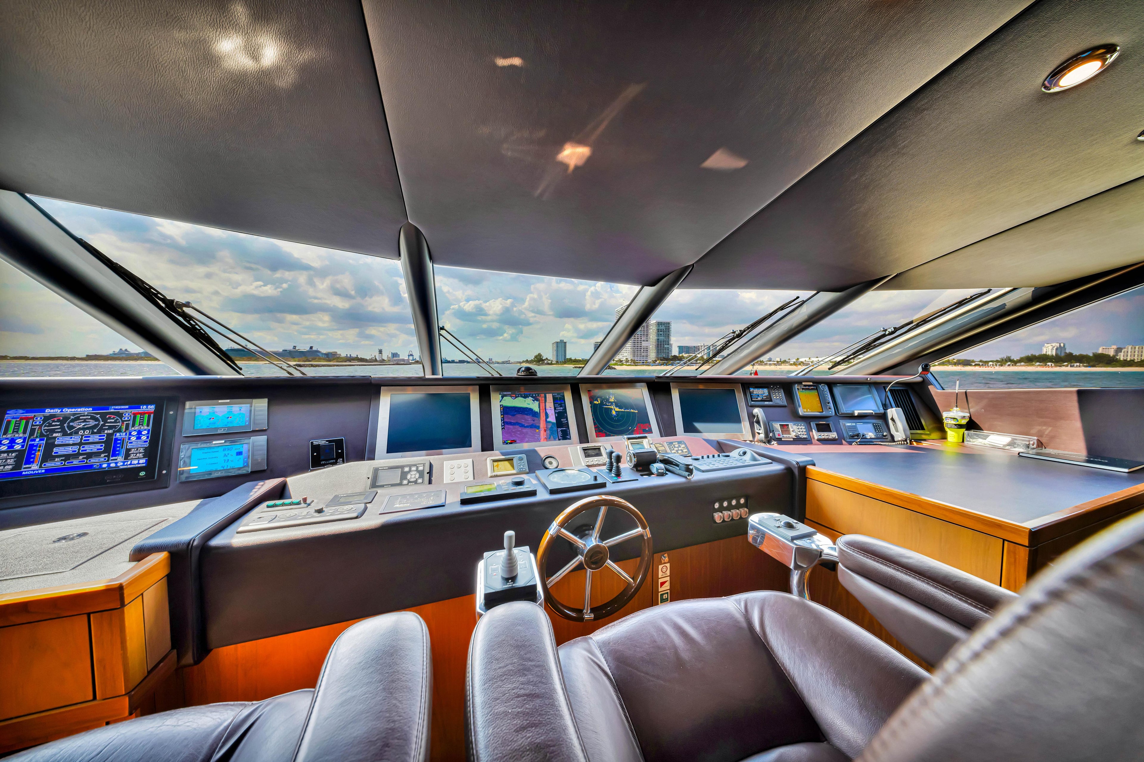 130FT Sunseeker
