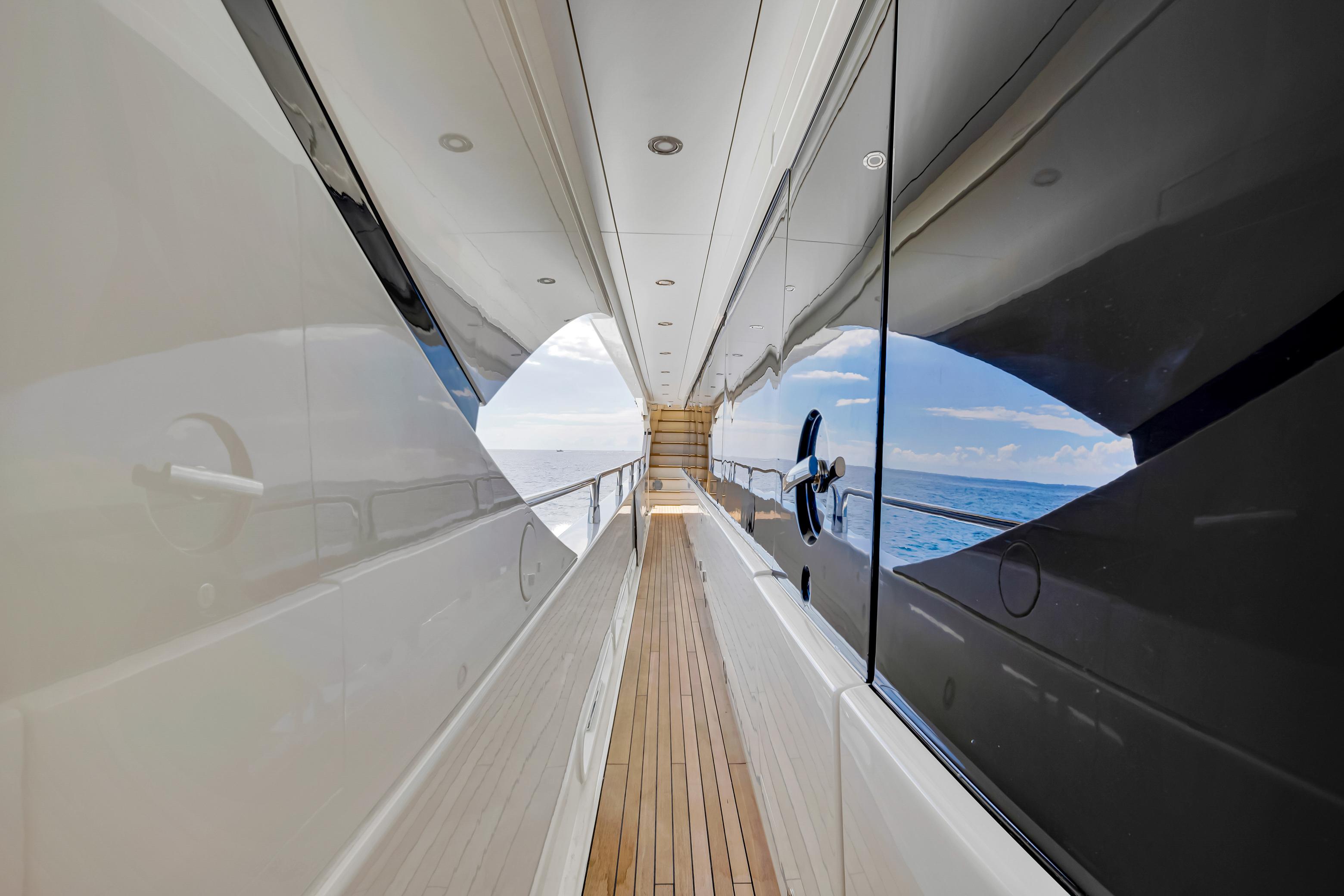 130FT Sunseeker