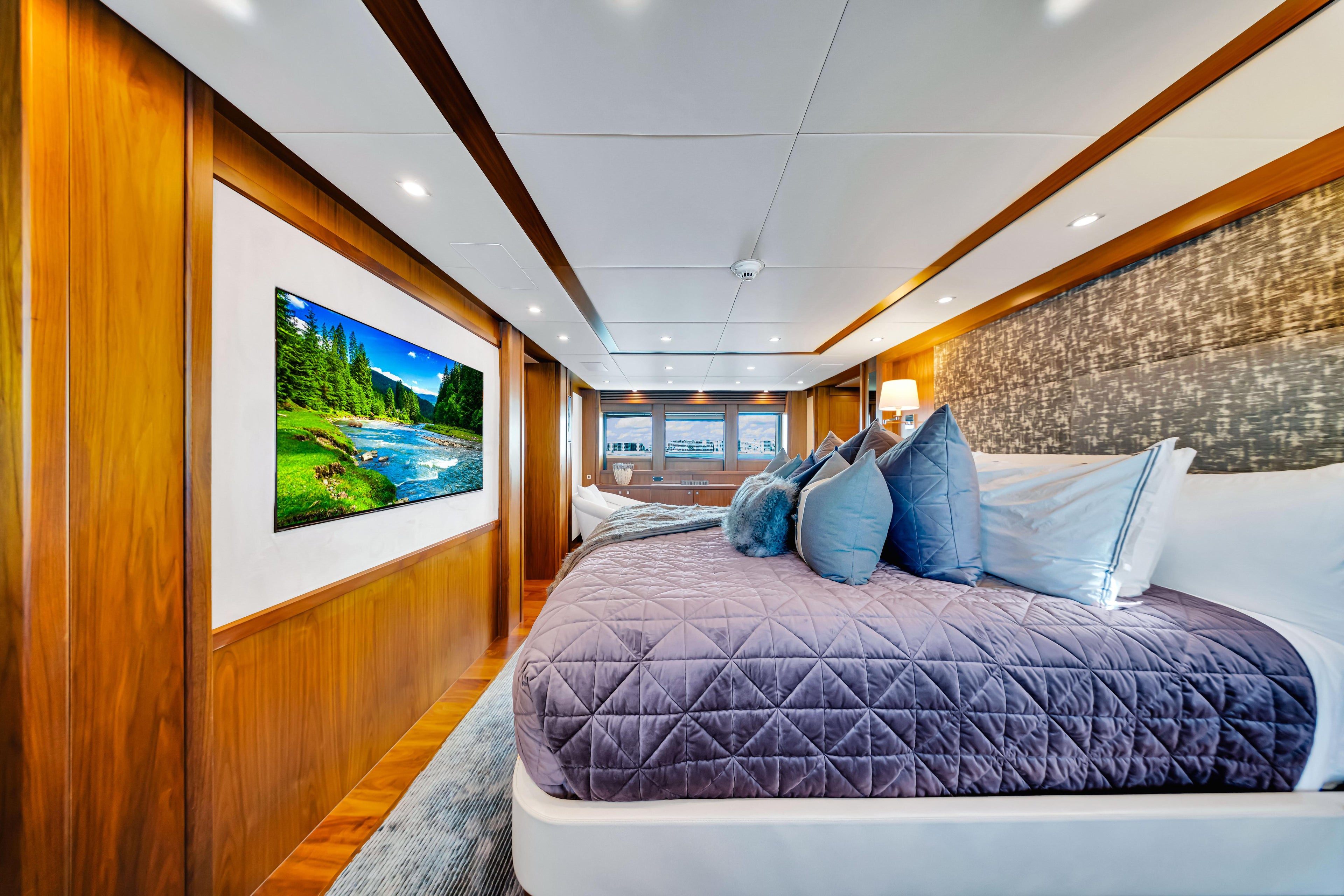 130FT Sunseeker