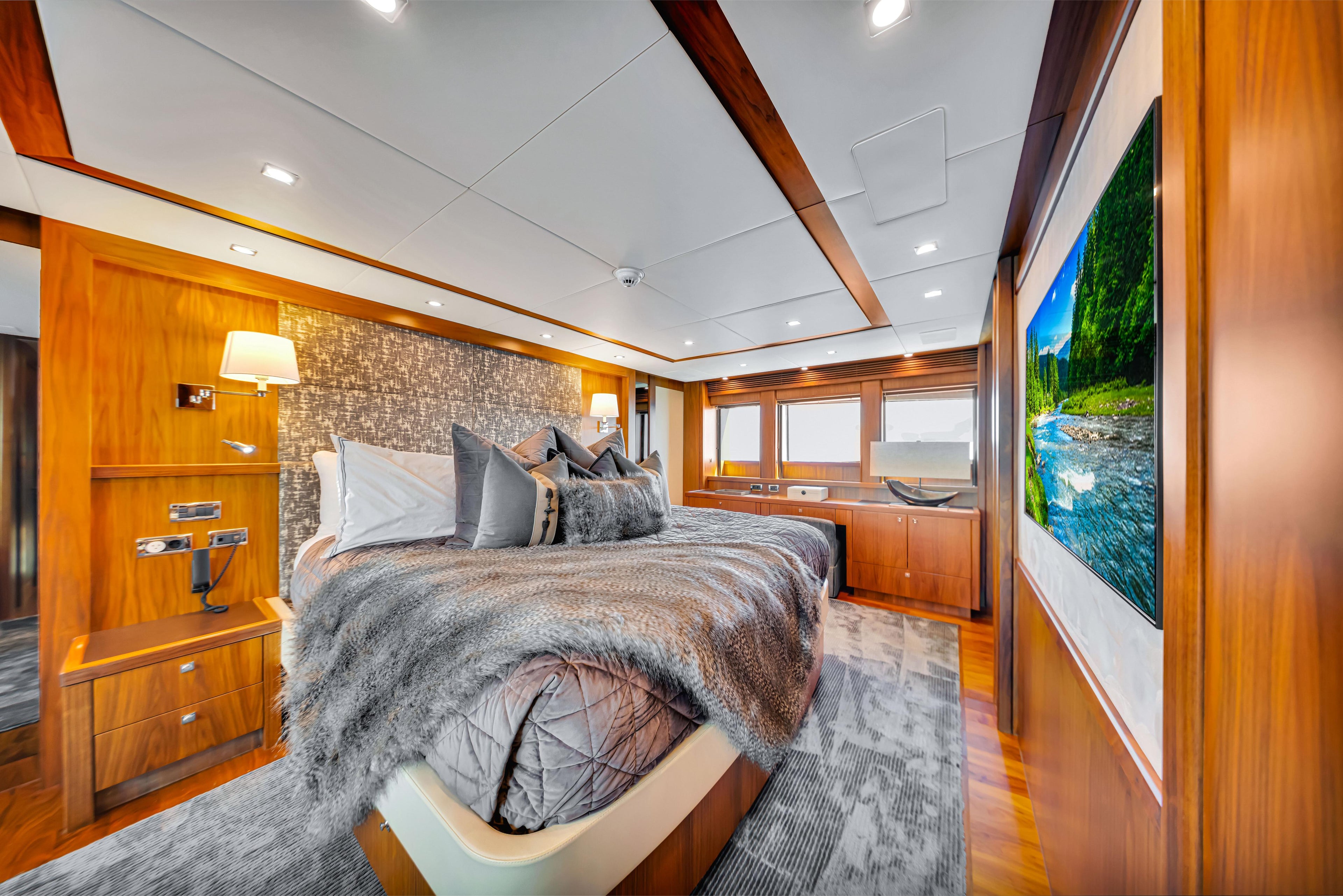 130FT Sunseeker