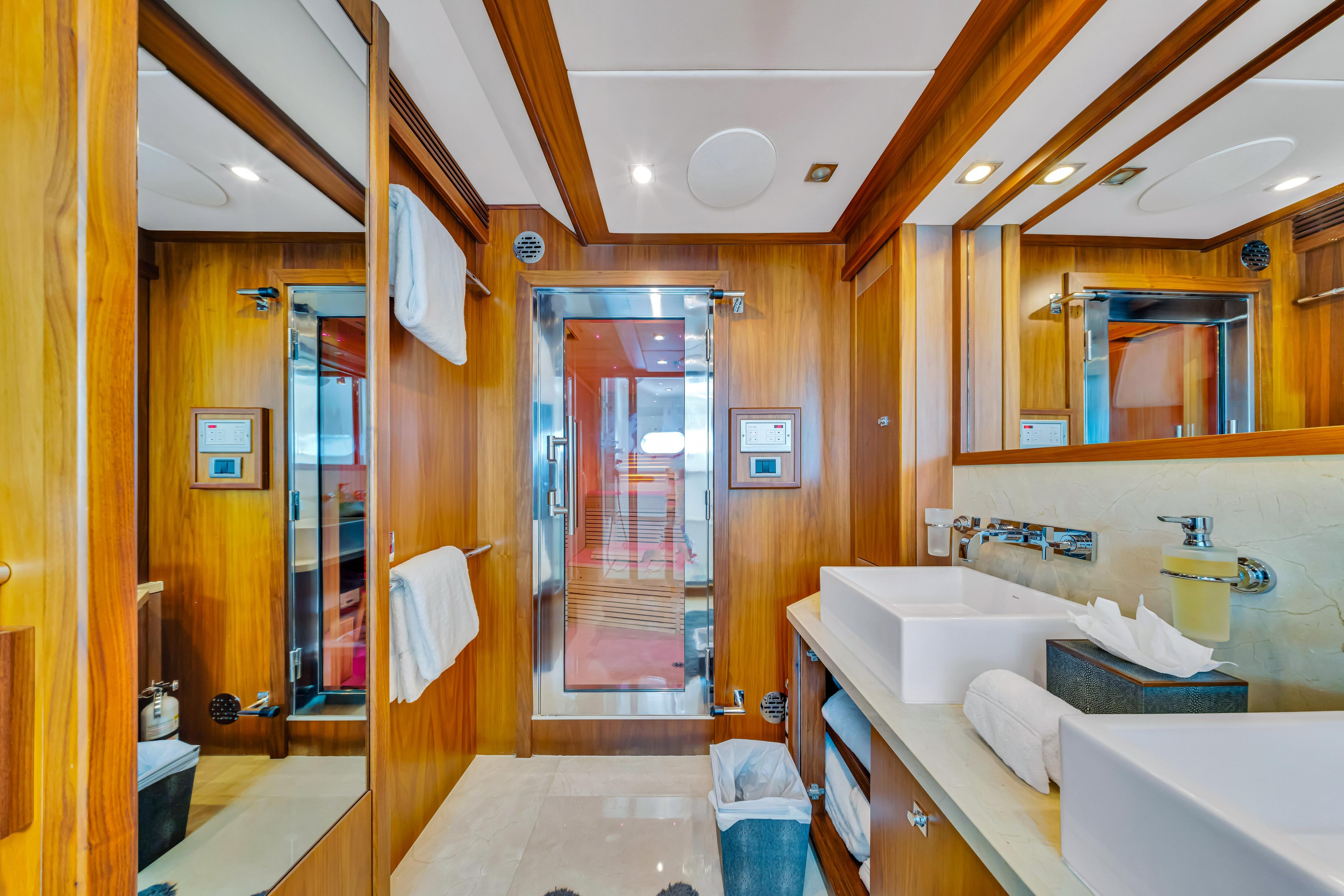 130FT Sunseeker