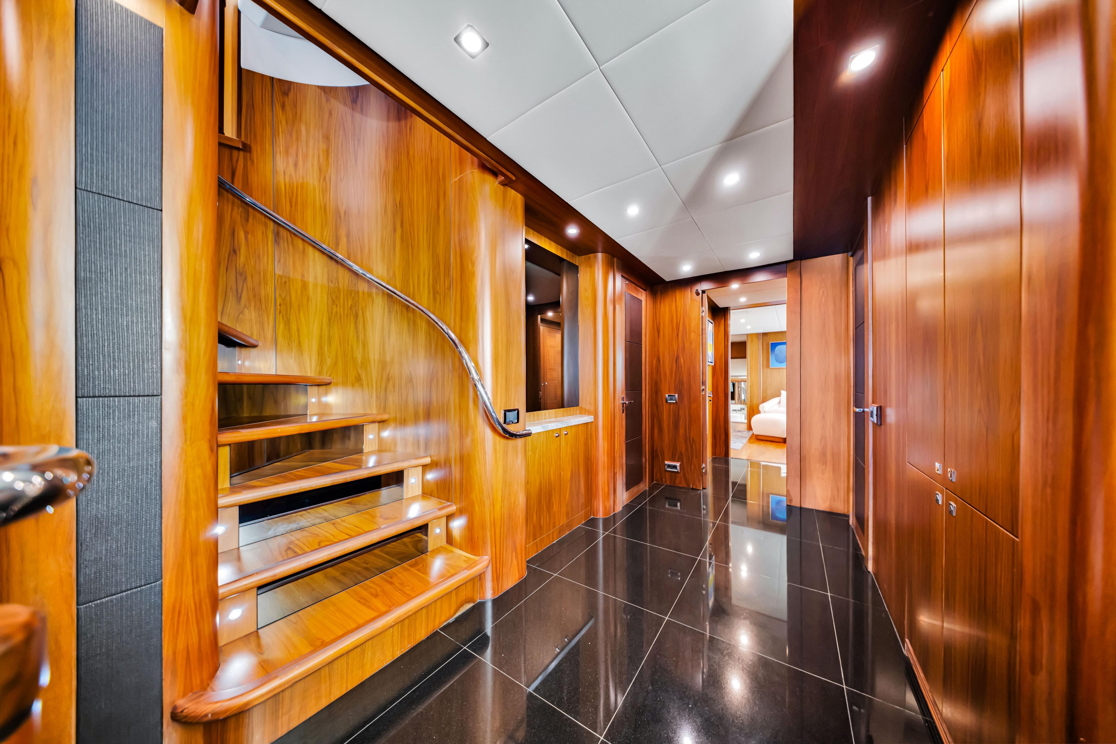130FT Sunseeker