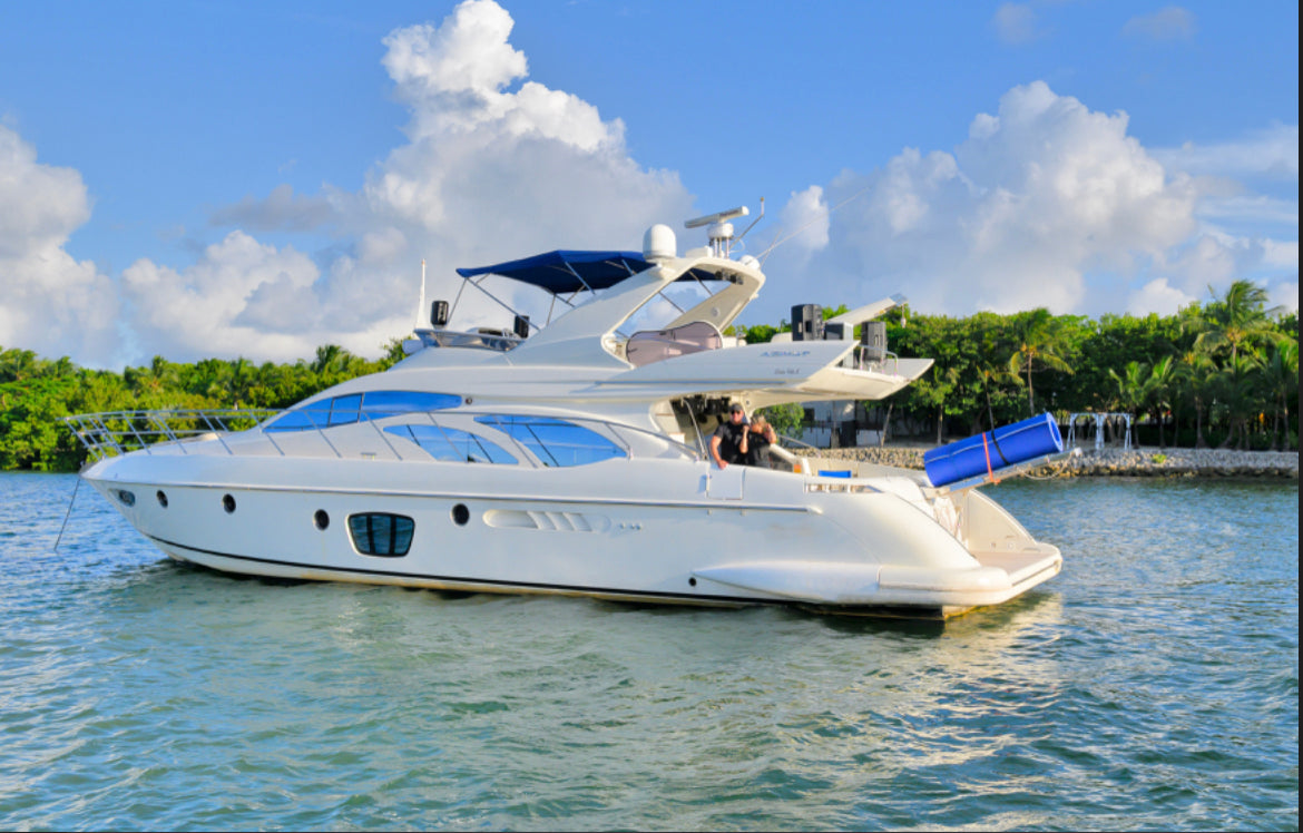 70FT Azimut DV