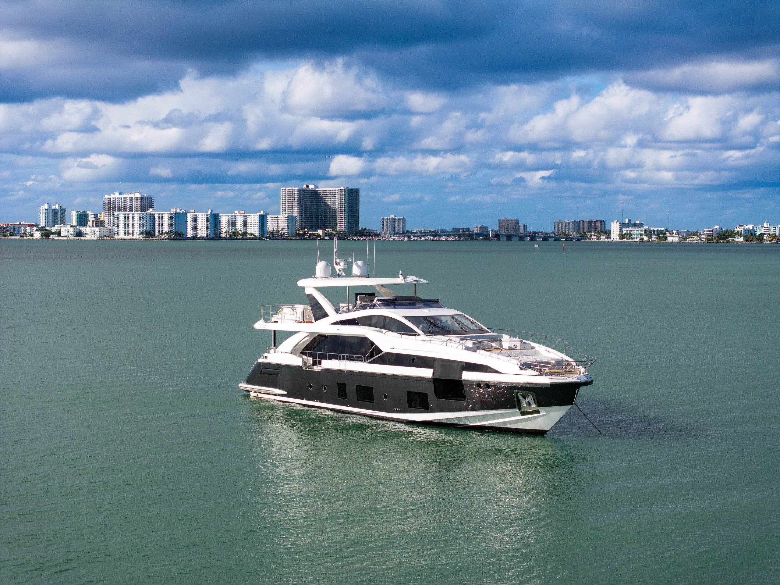 88FT Azimut
