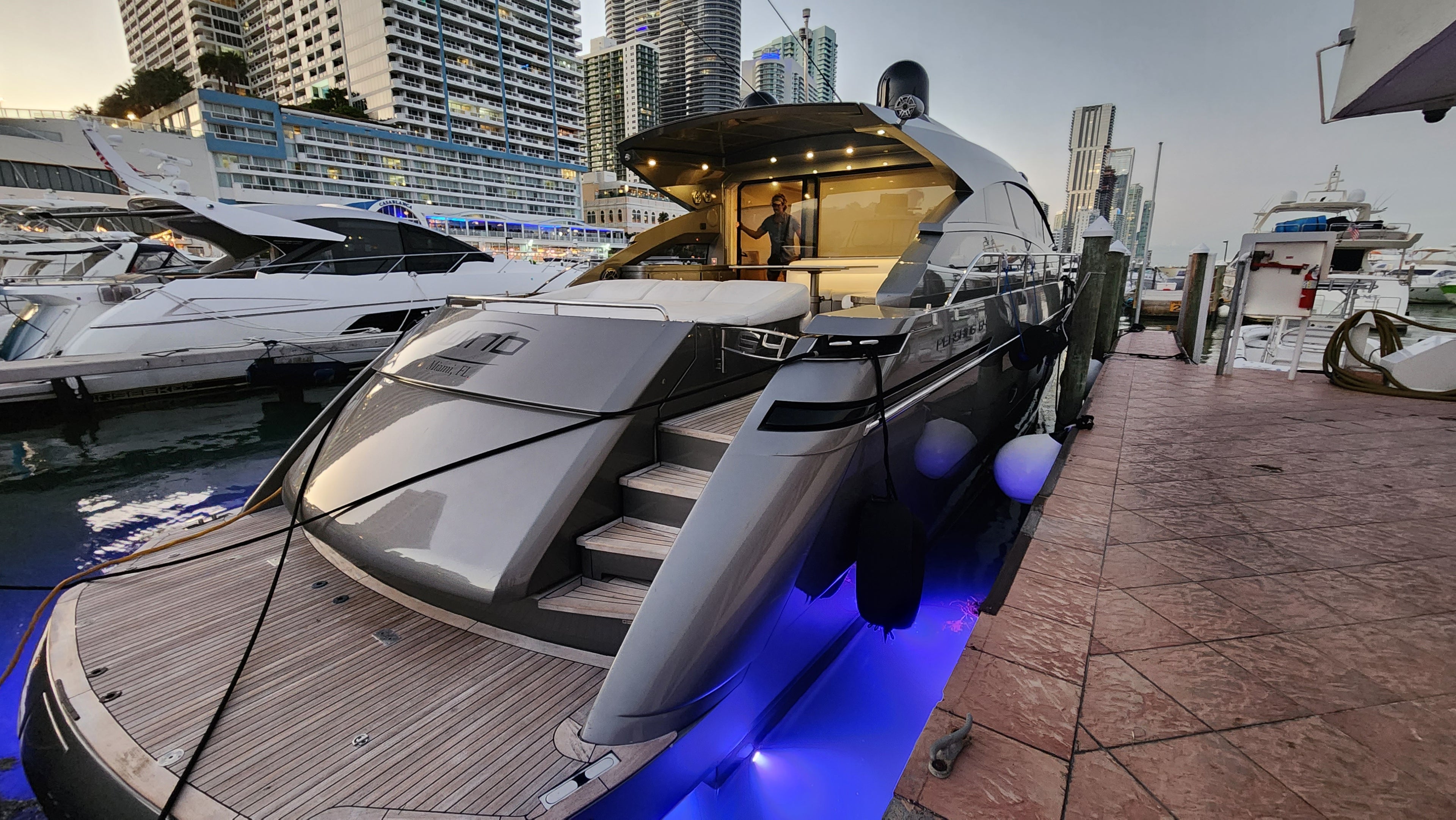 60FT Azimut