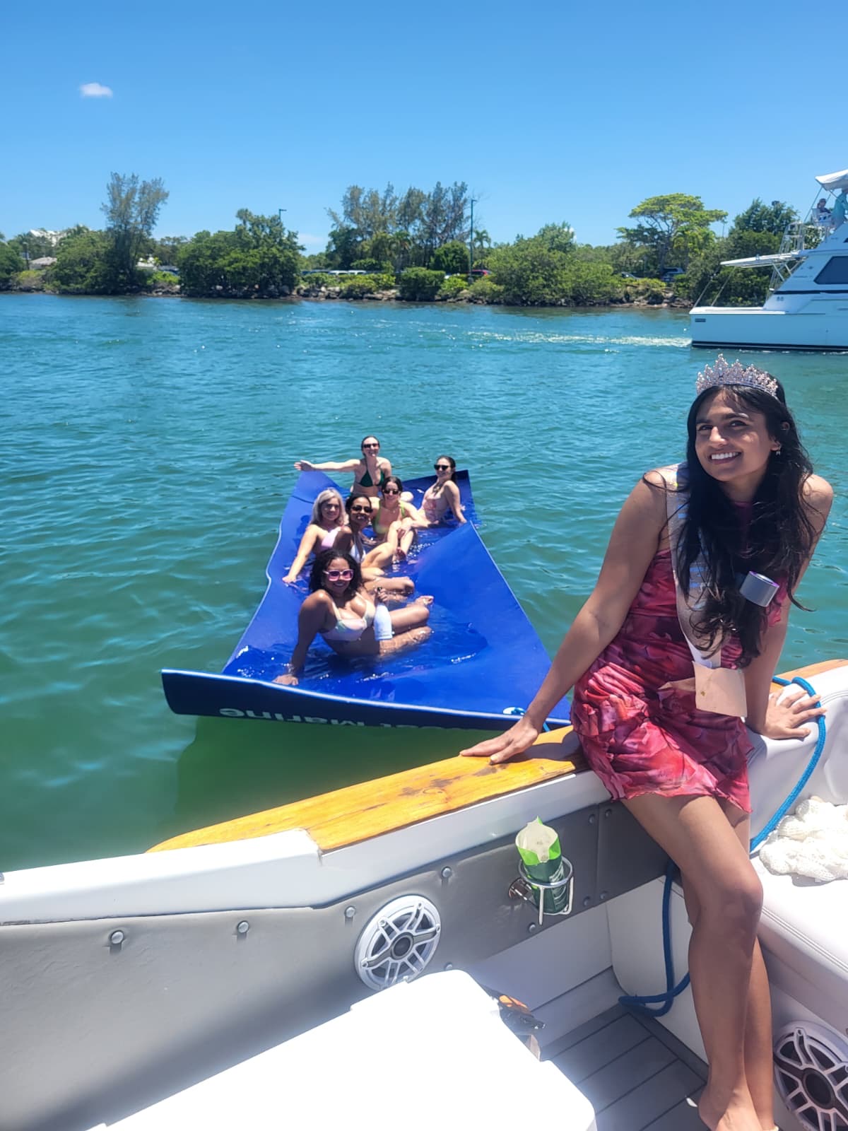 32FT Sirena