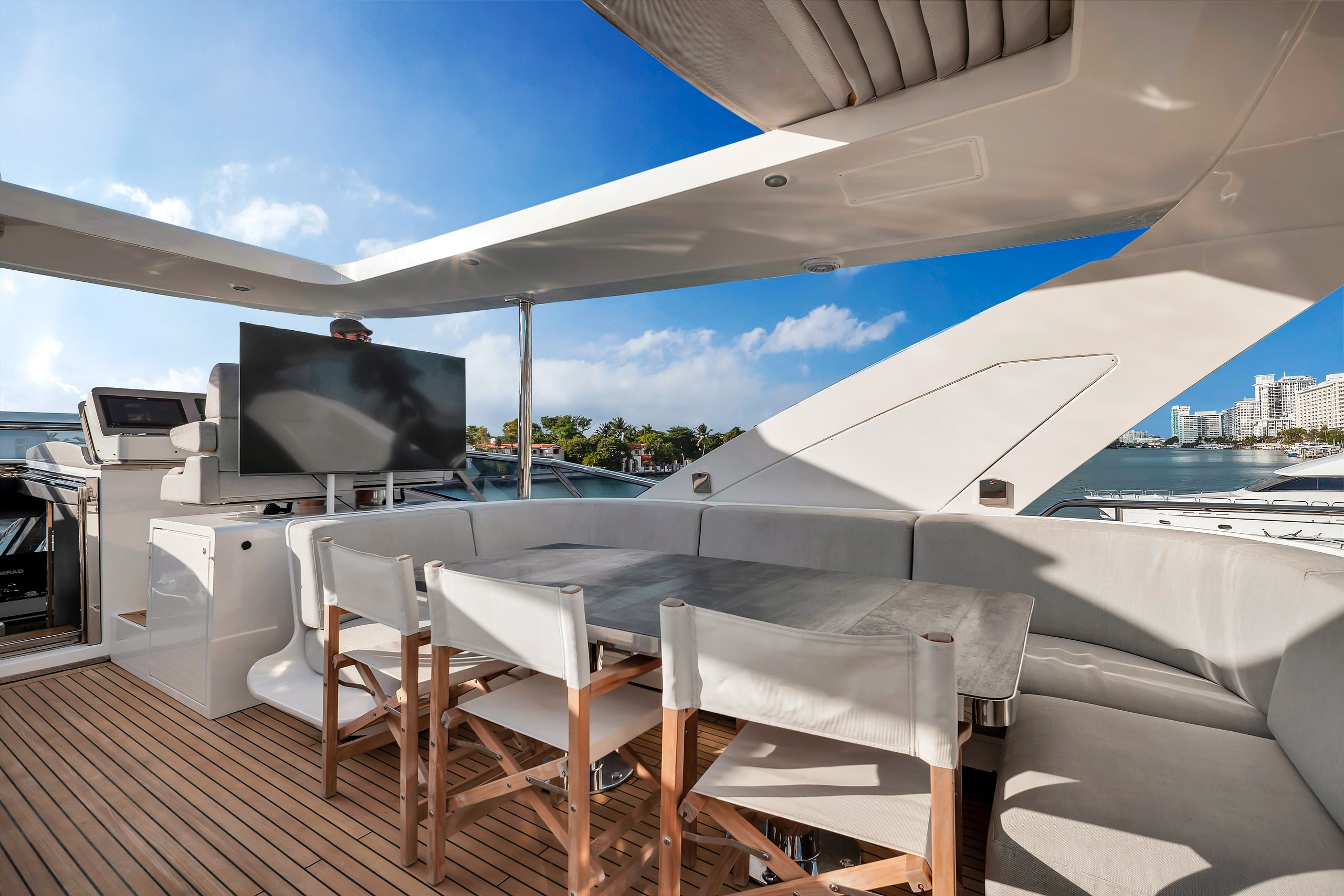 88FT Azimut