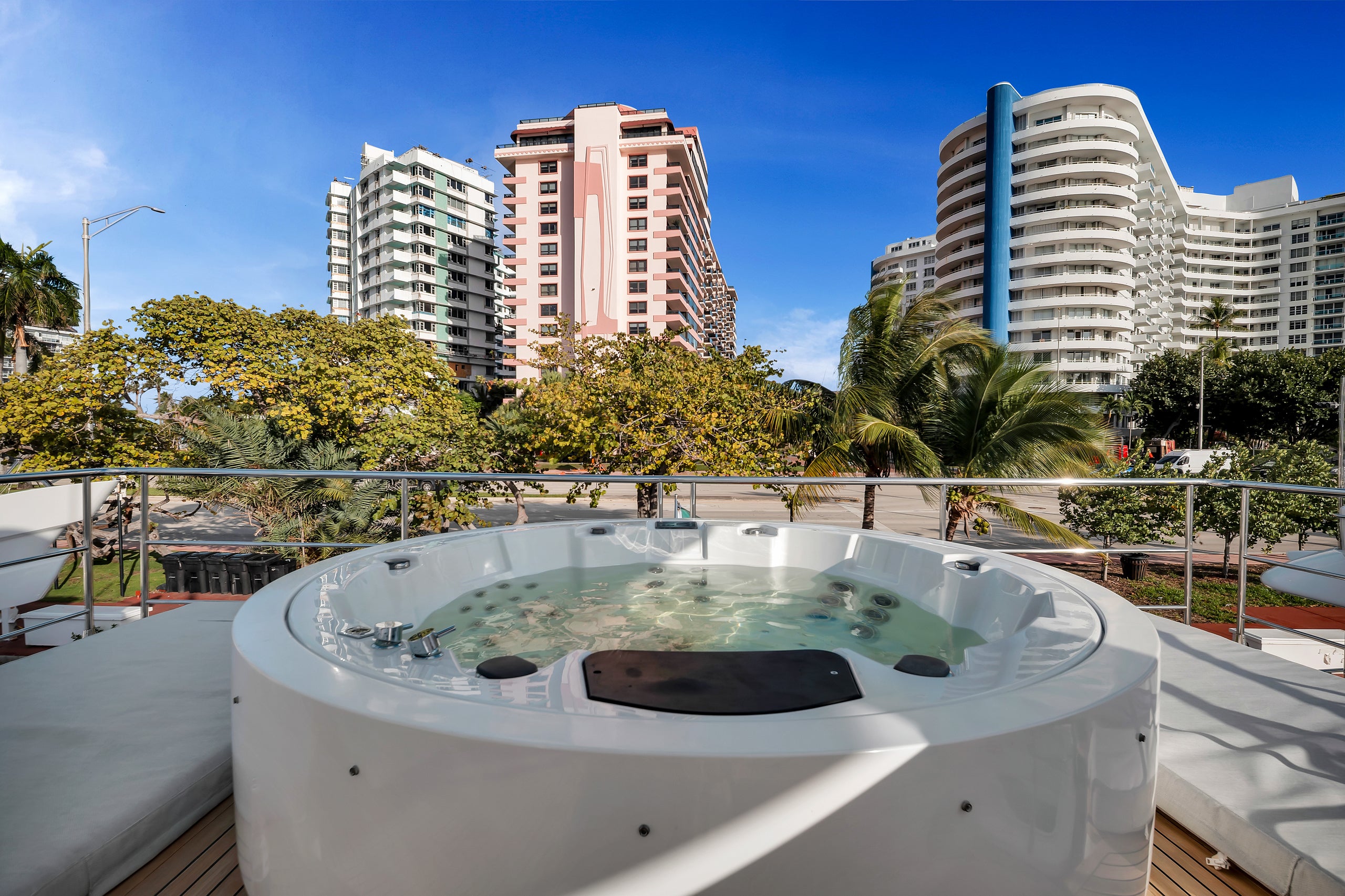 88FT Azimut
