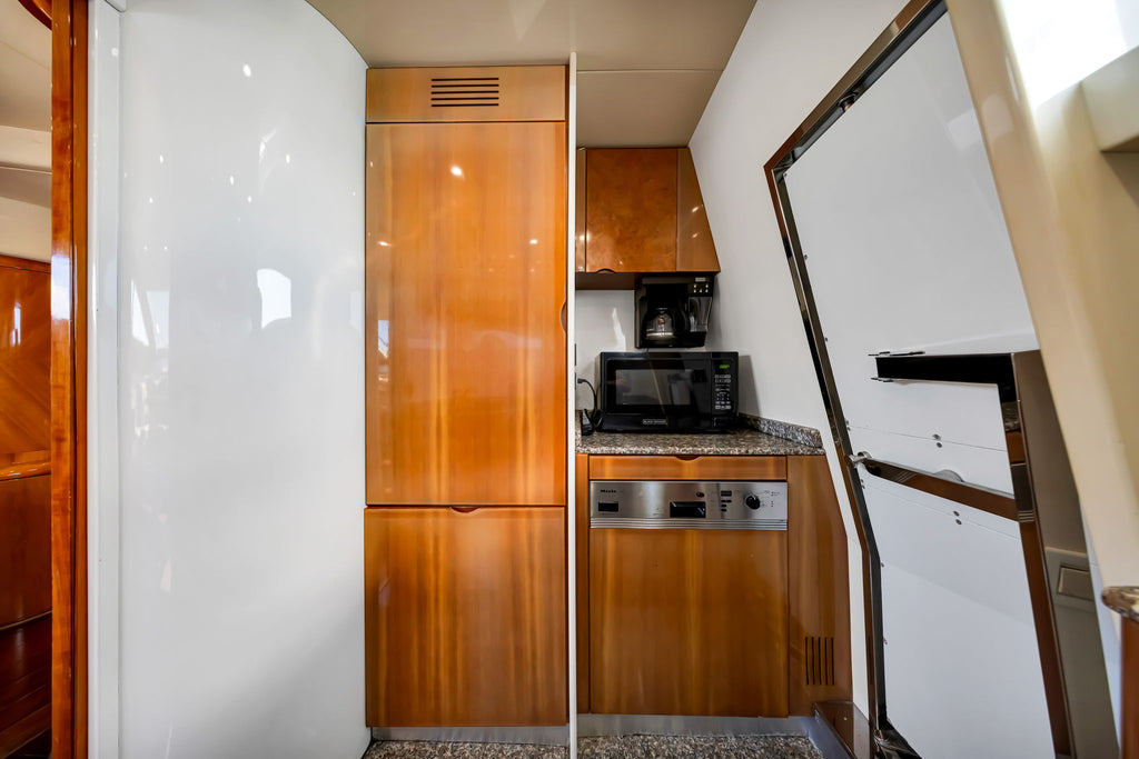 80FT Uniesse