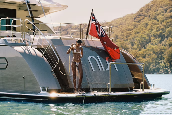 82ft Nissi