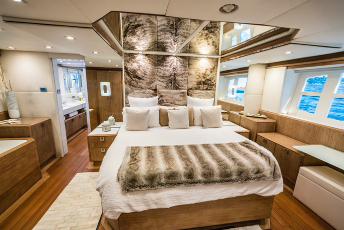 82ft Nissi