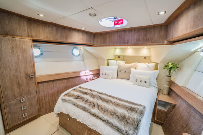 82ft Nissi