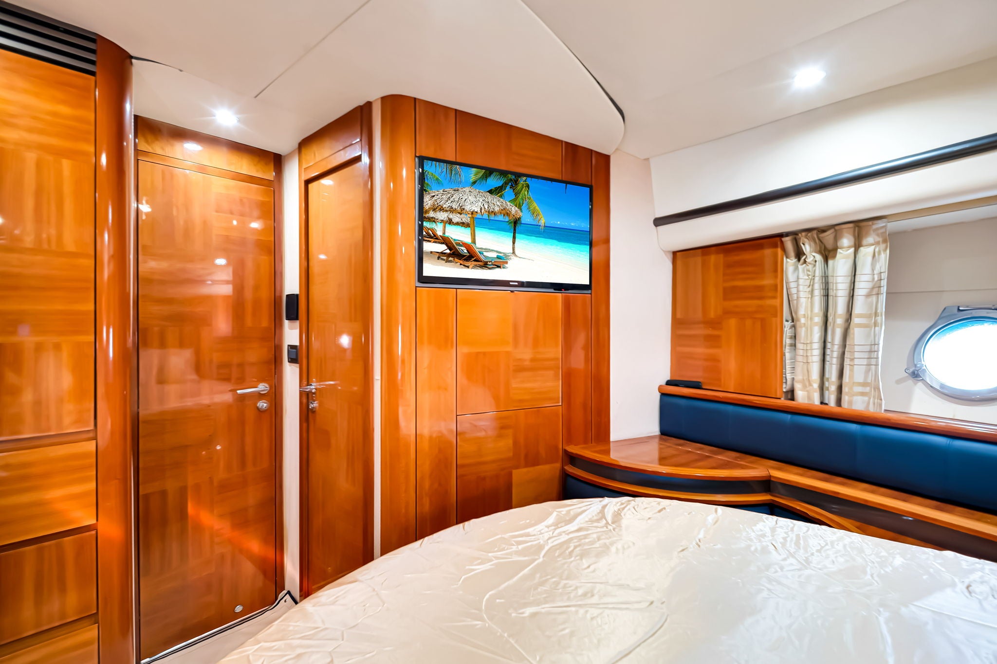 60 FT Azimut Gold