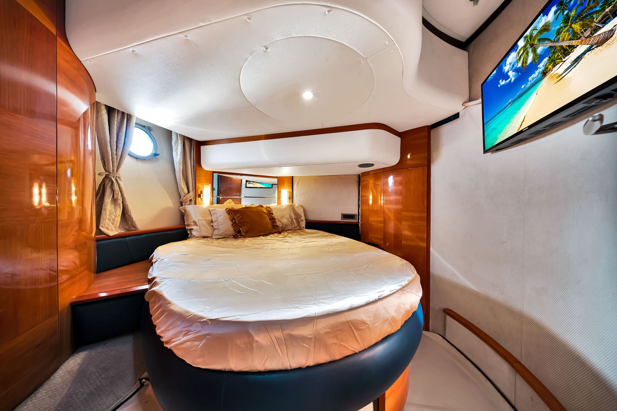 60 FT Azimut Gold