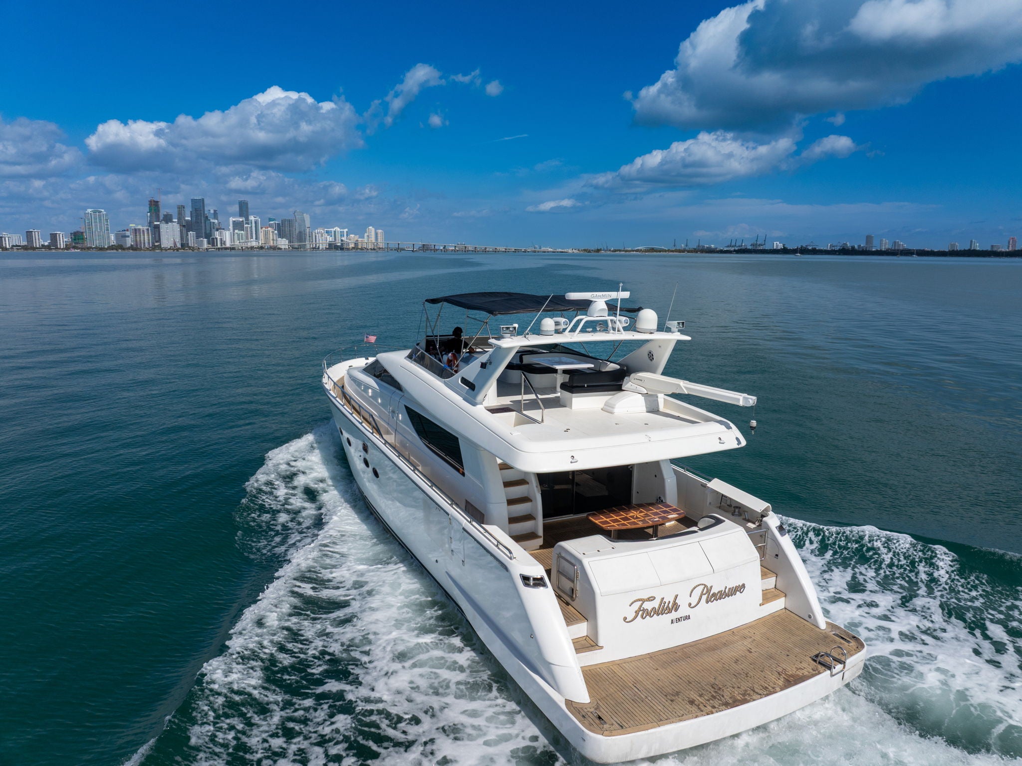 80FT Uniesse