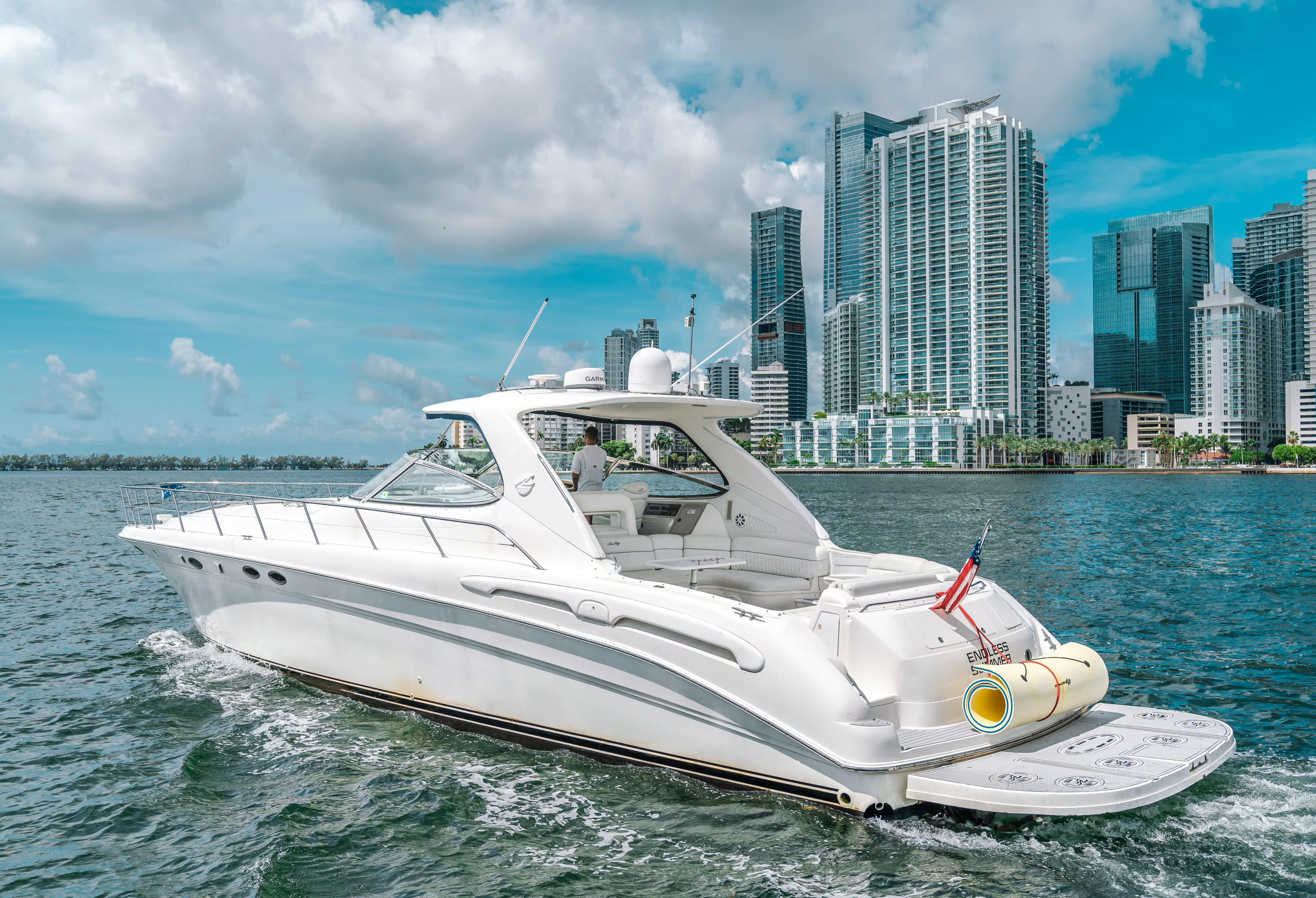 60 FT Sea Ray