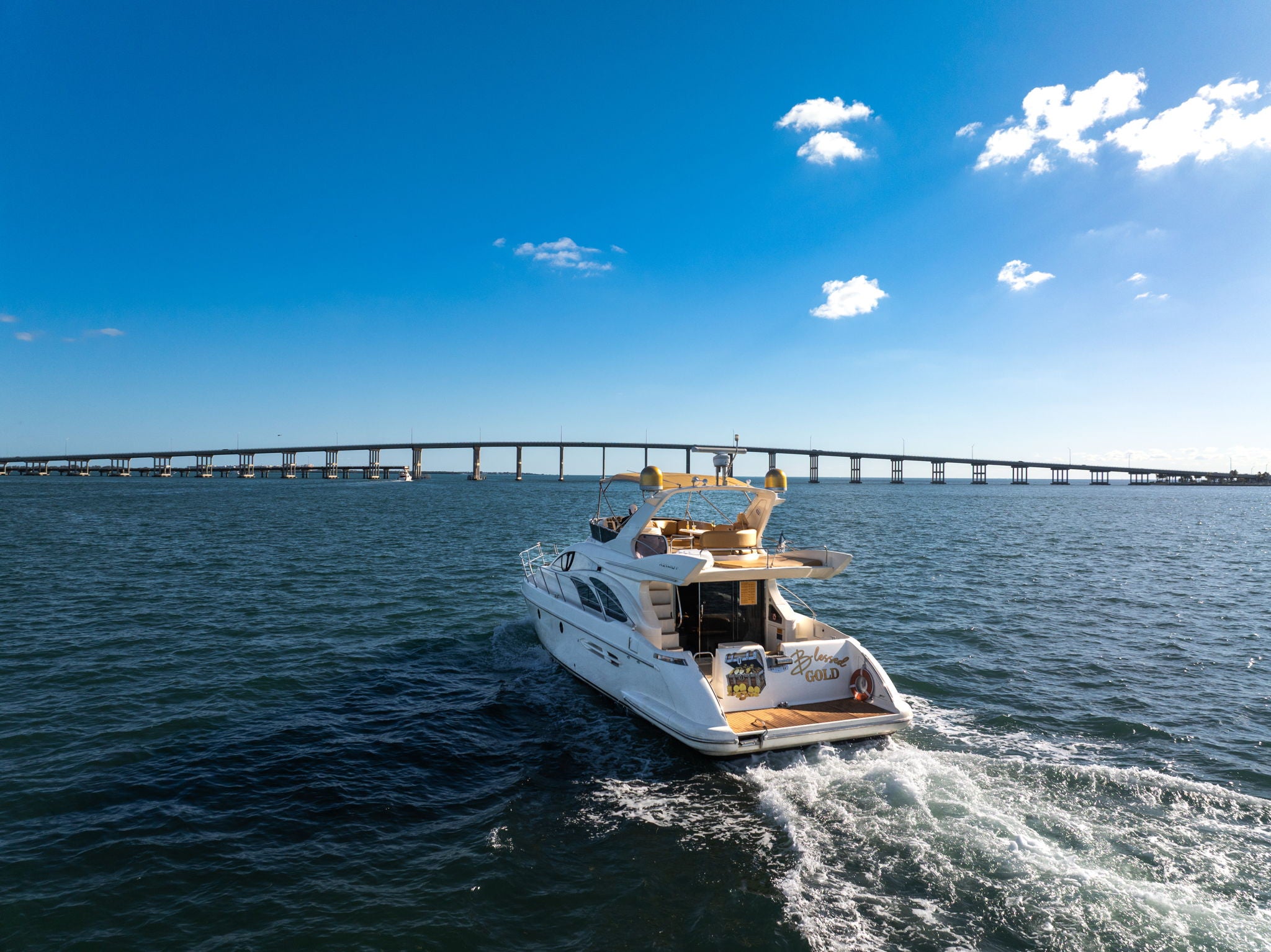 60 FT Azimut Gold