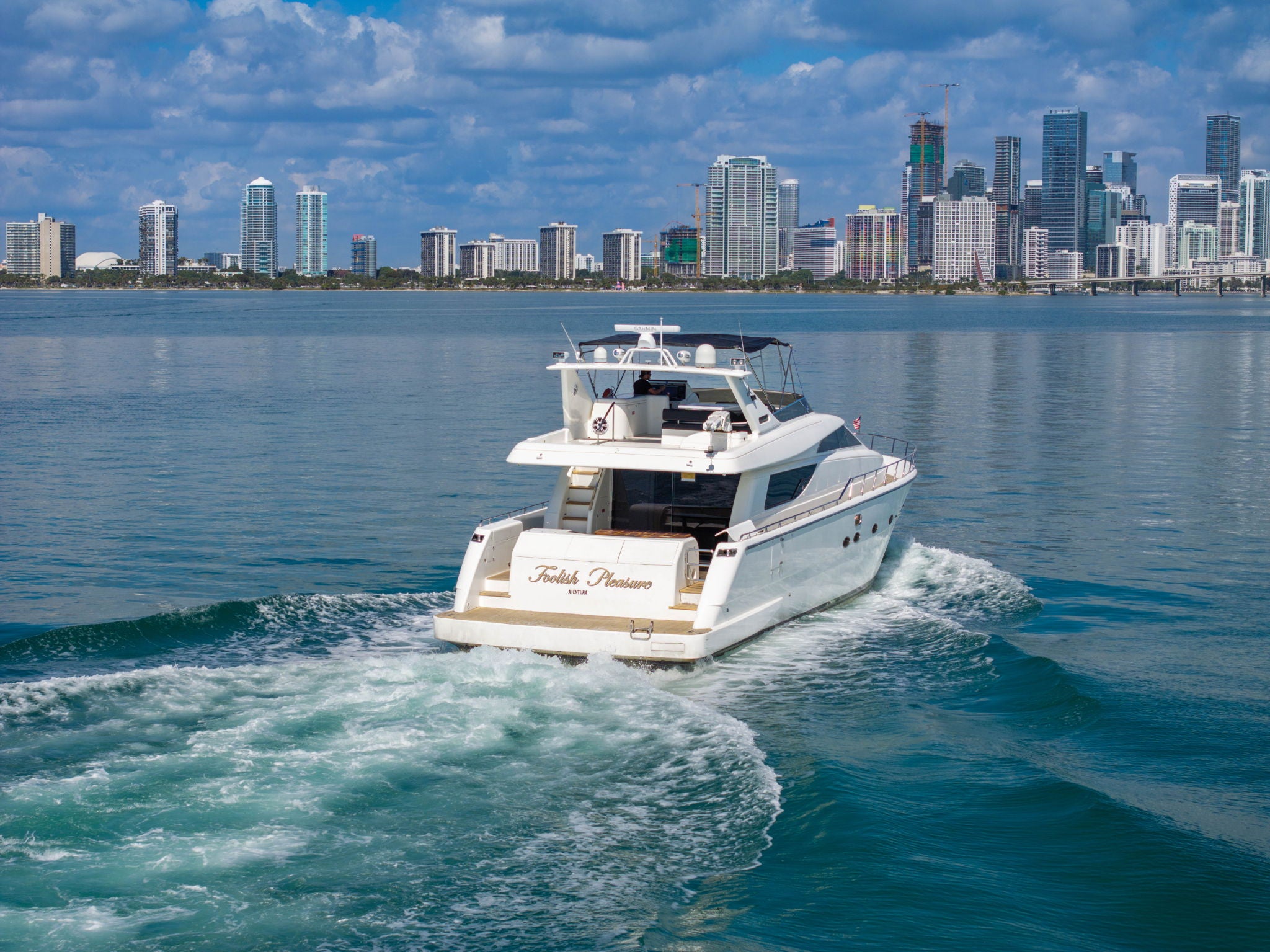 80FT Uniesse
