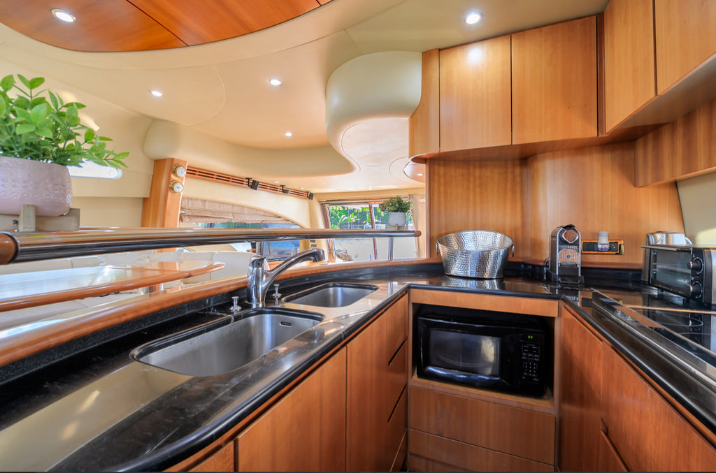 70FT Azimut DV