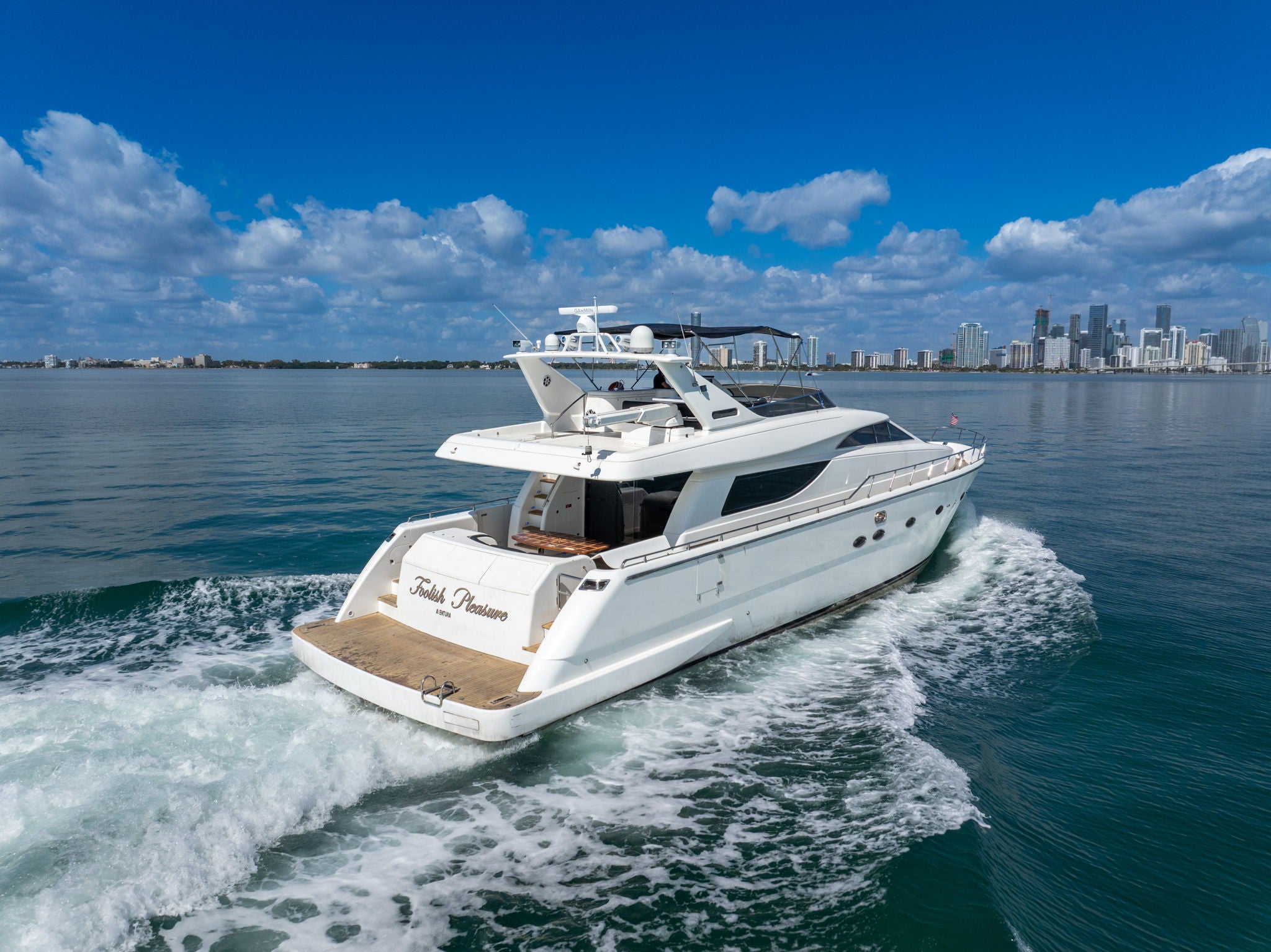 80FT Uniesse