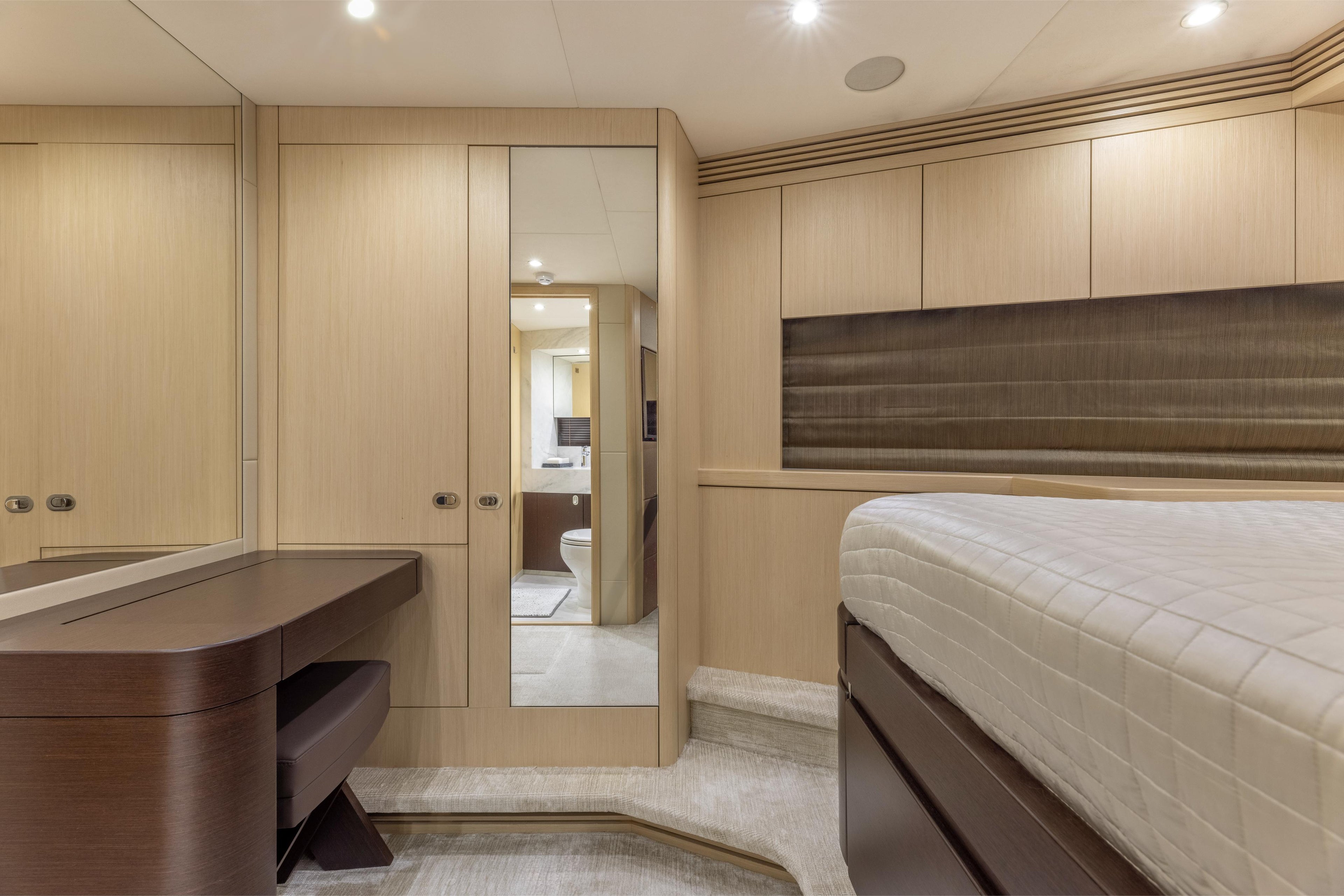 78FT Sunseeker Helios