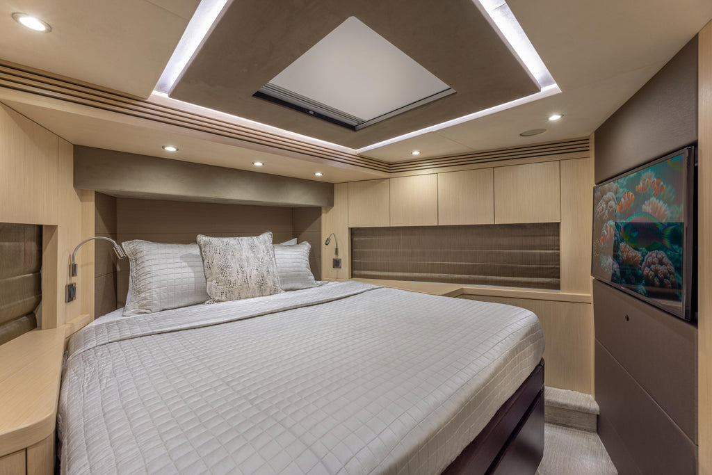 78FT Sunseeker Helios