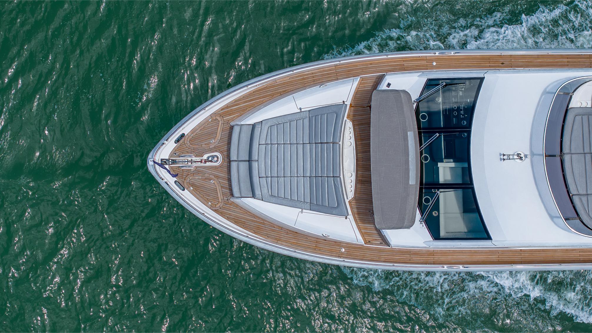 78FT Sunseeker Helios