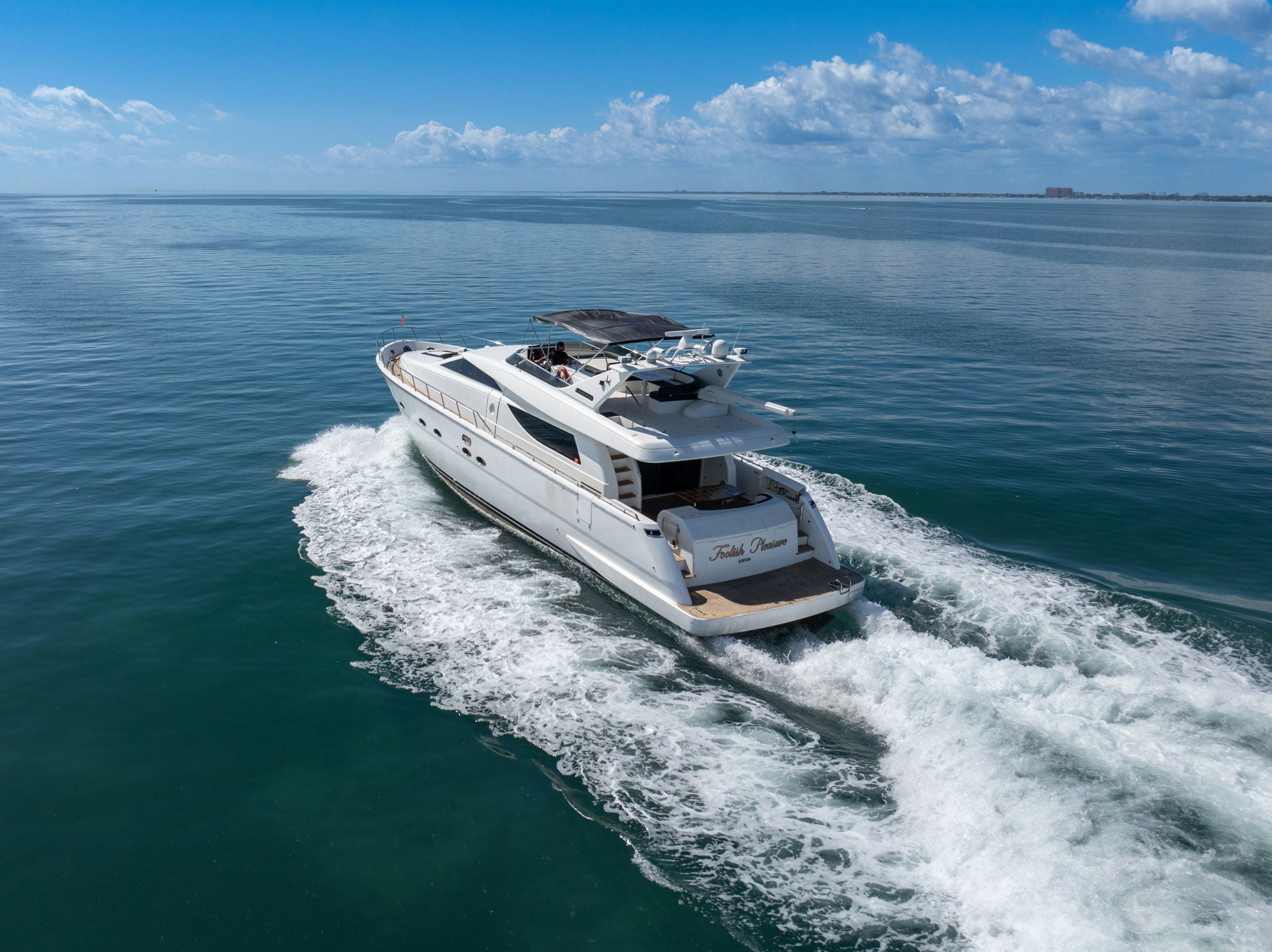 80FT Uniesse
