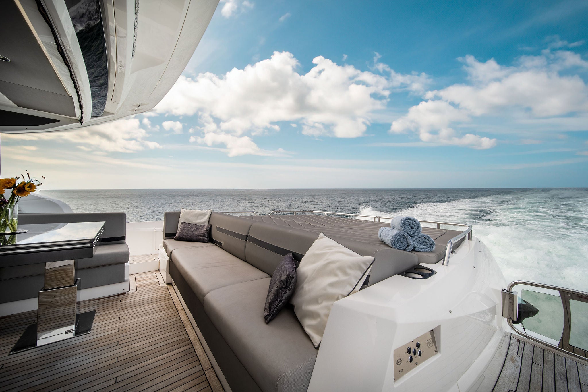 74 FT Sunseeker