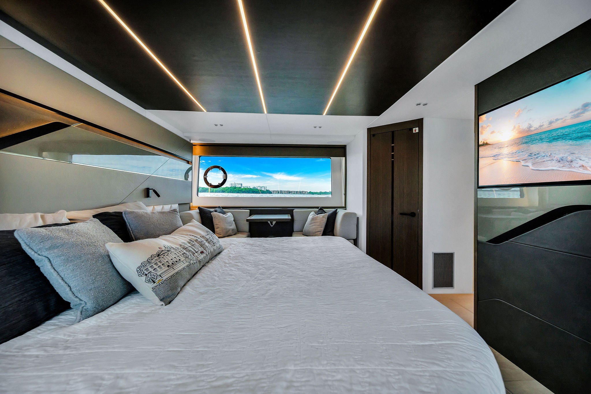 74 FT Sunseeker
