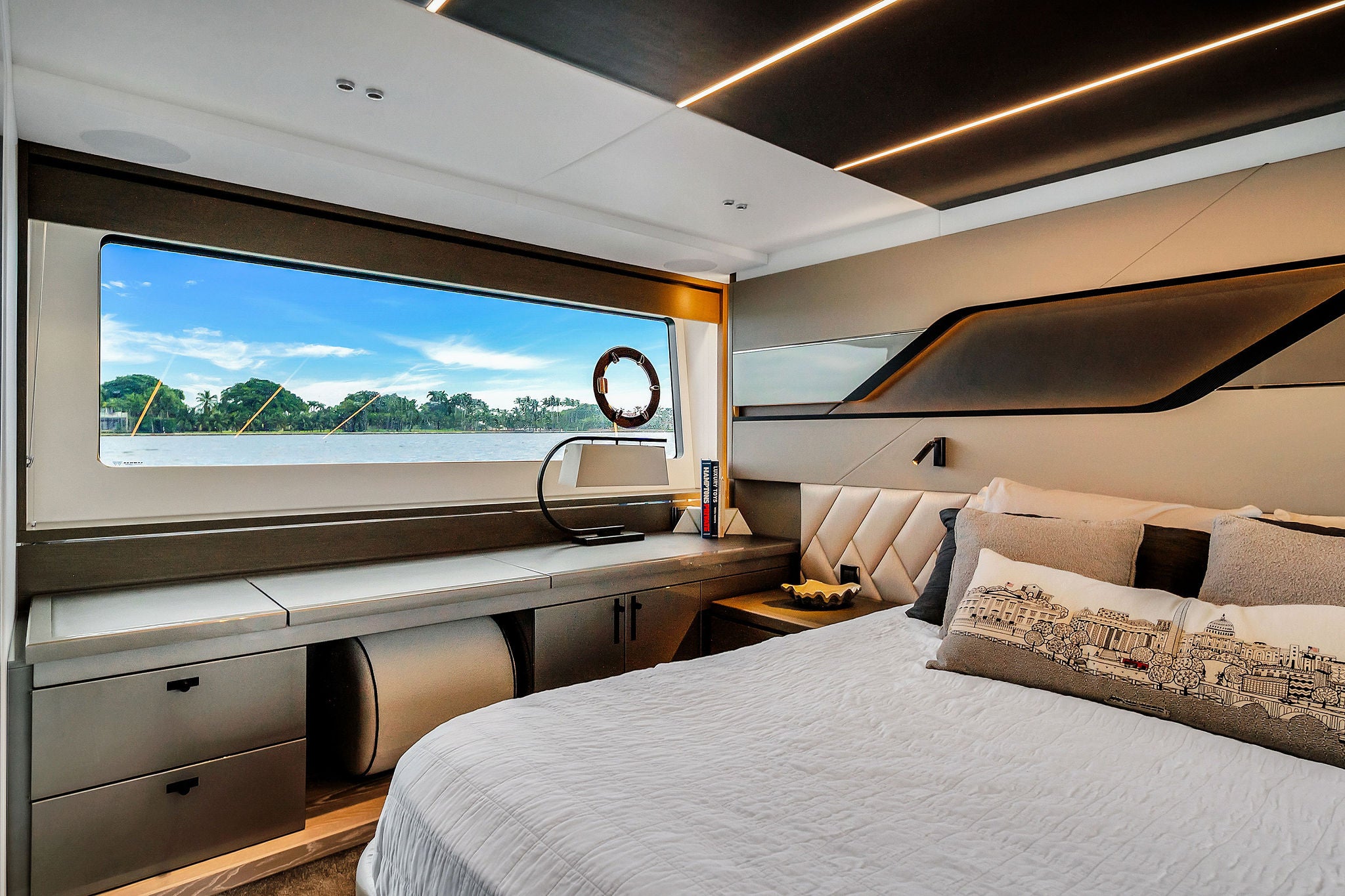 74 FT Sunseeker