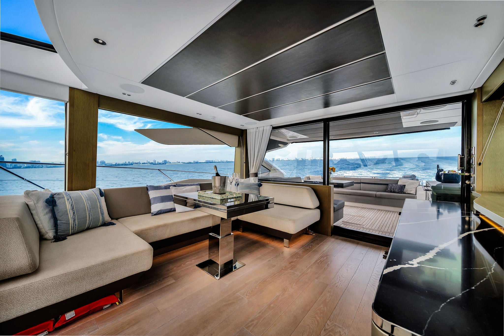 74 FT Sunseeker