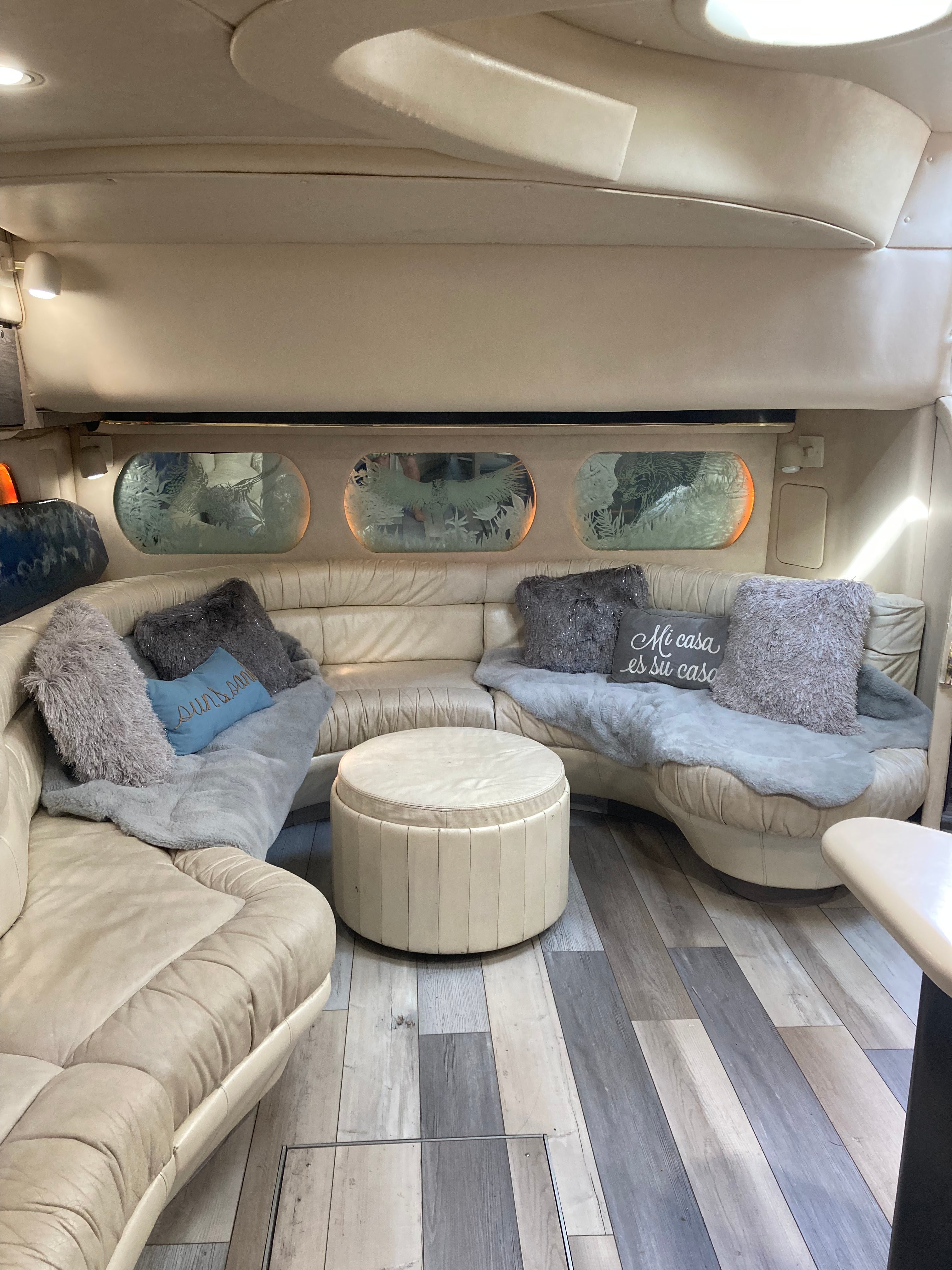 70FT Sea Ray