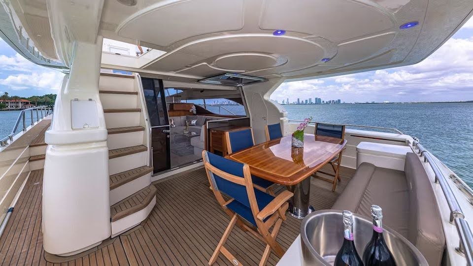 80FT Ferretti A