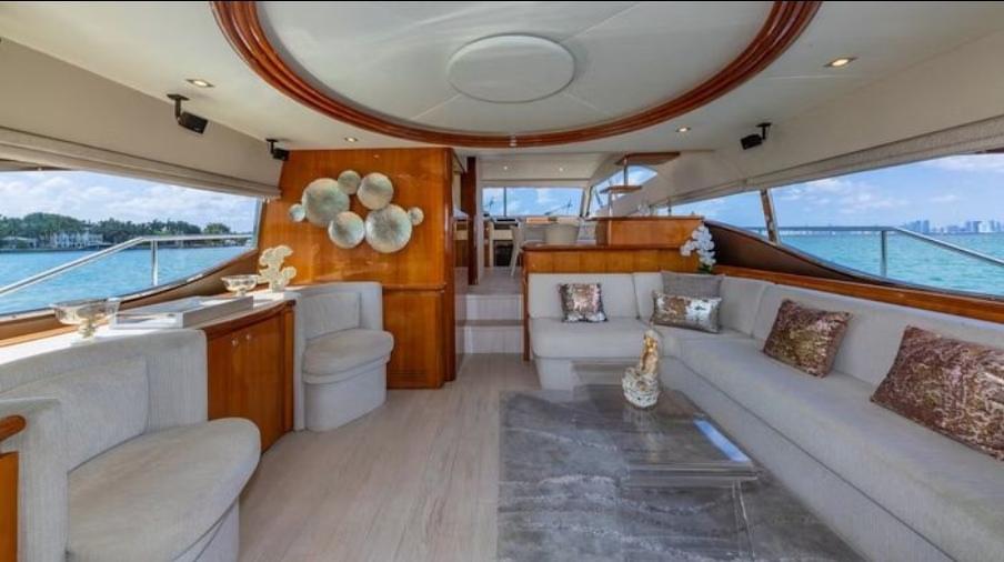 80FT Ferretti A